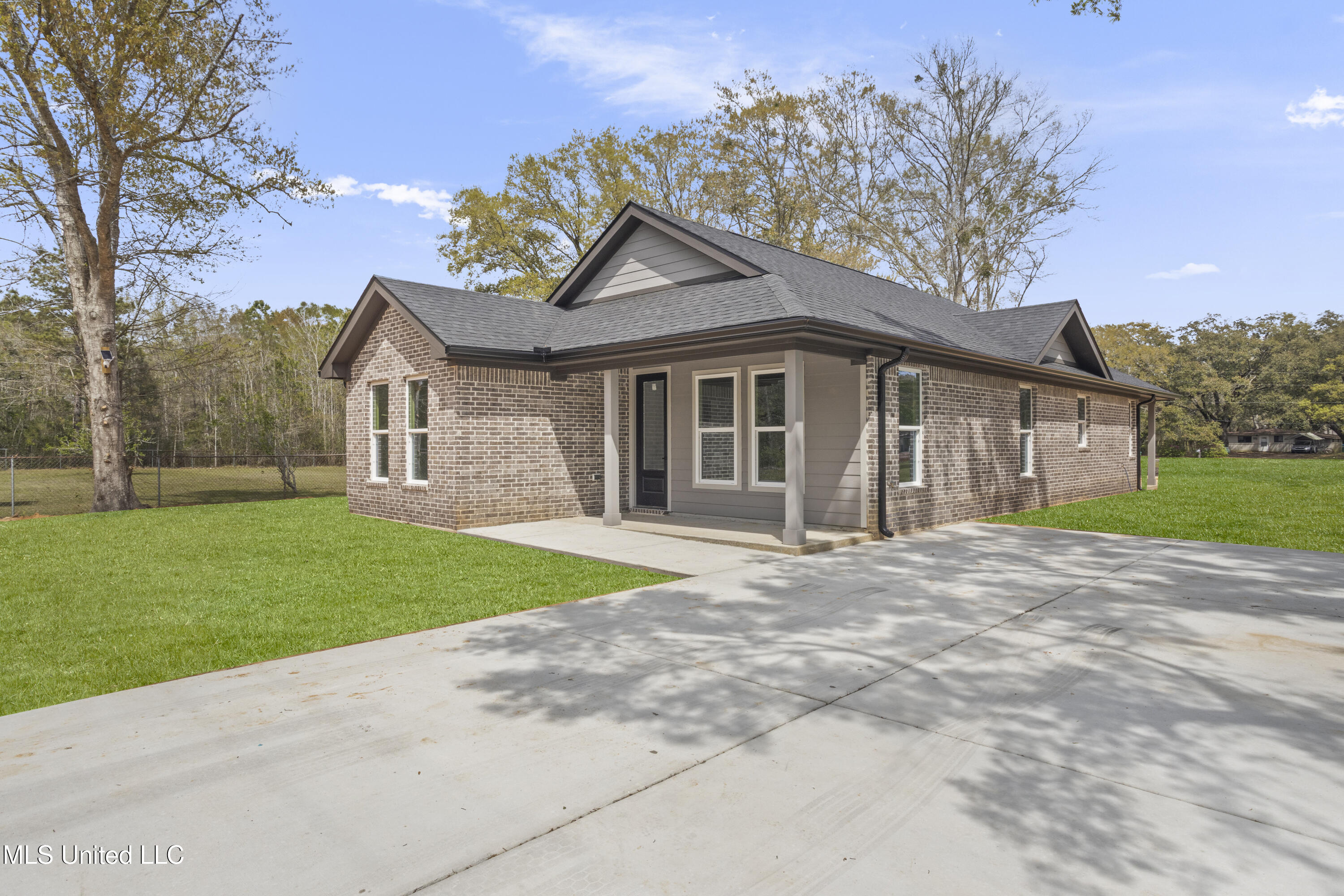 3712 Shamrock Court