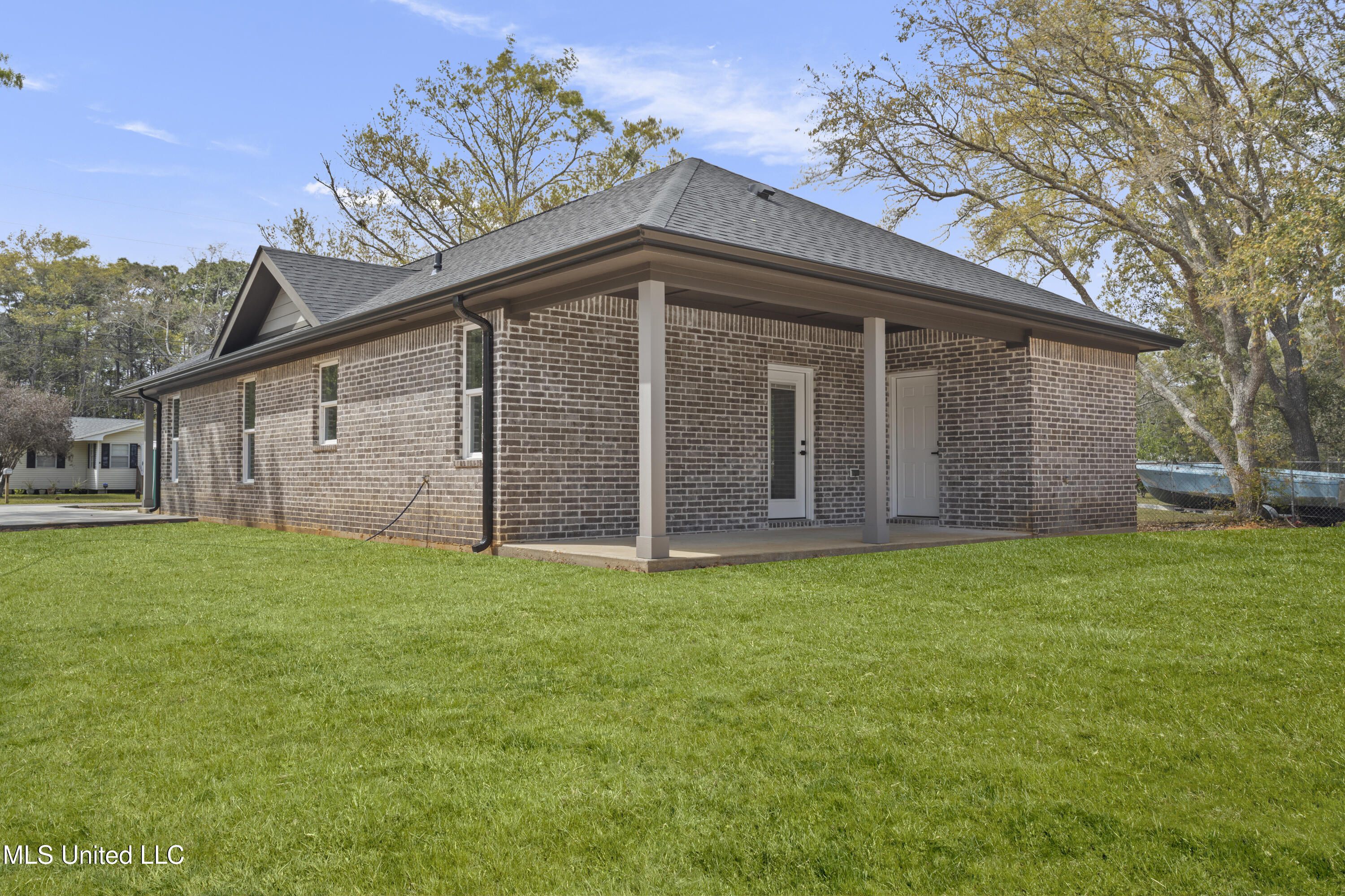 3712 Shamrock Court