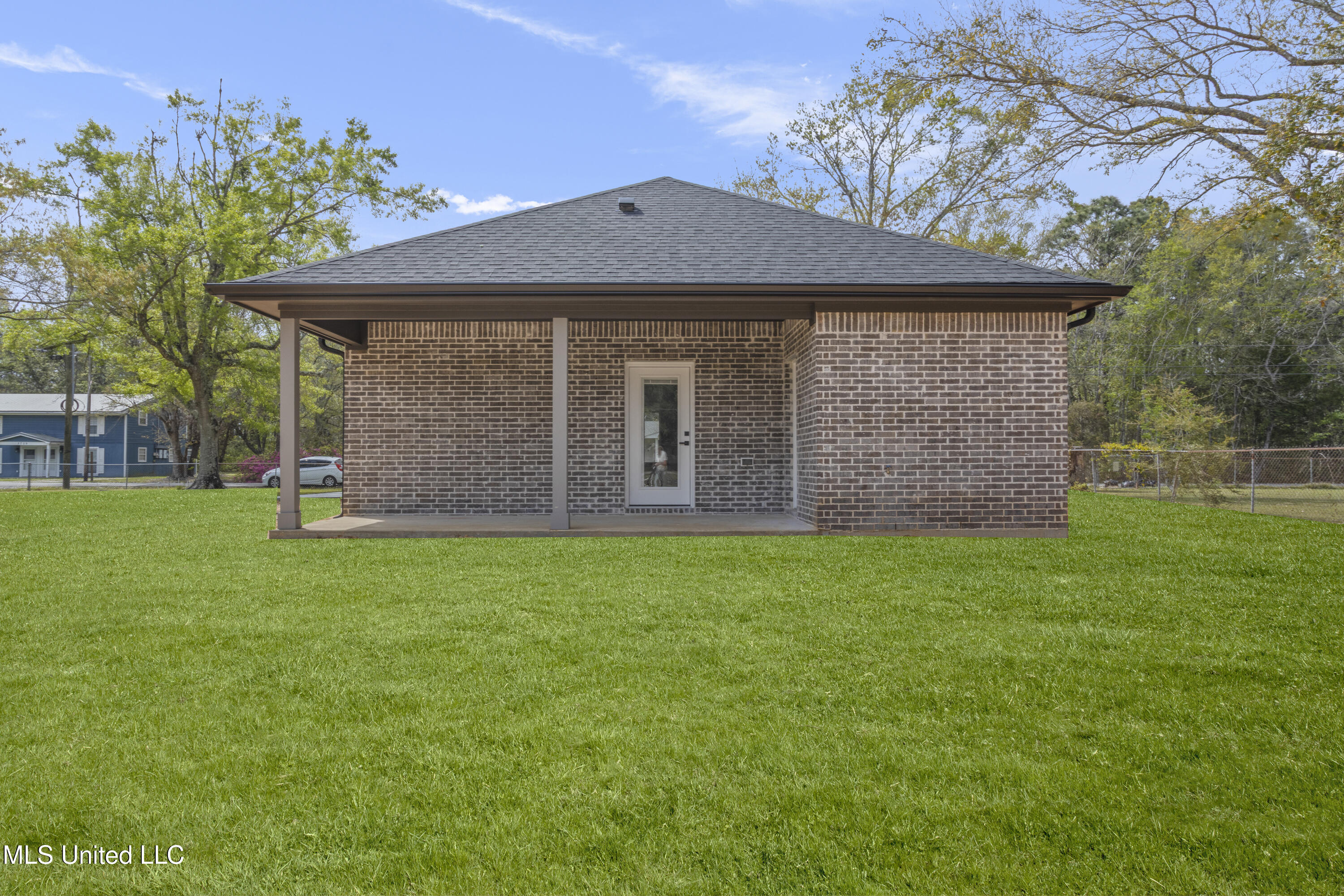 3712 Shamrock Court