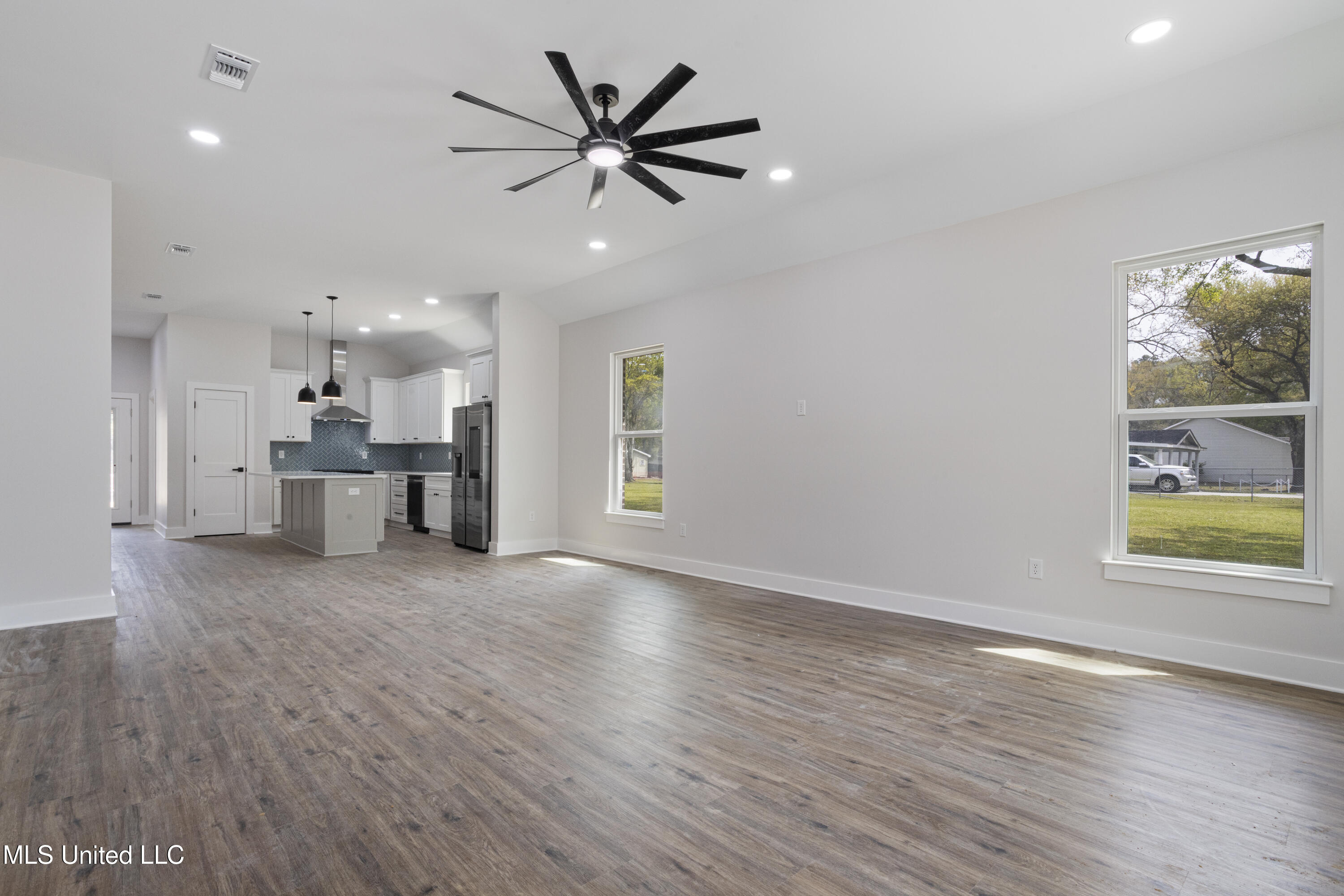 3712 Shamrock Court