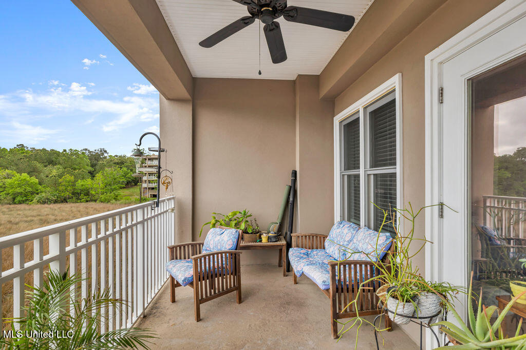 624 Camellia Pointe Boulevard
