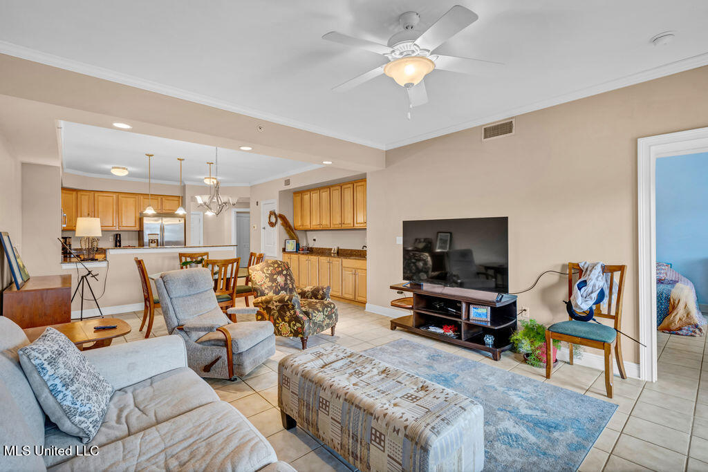 624 Camellia Pointe Boulevard