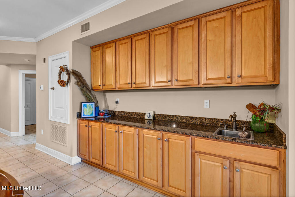 624 Camellia Pointe Boulevard