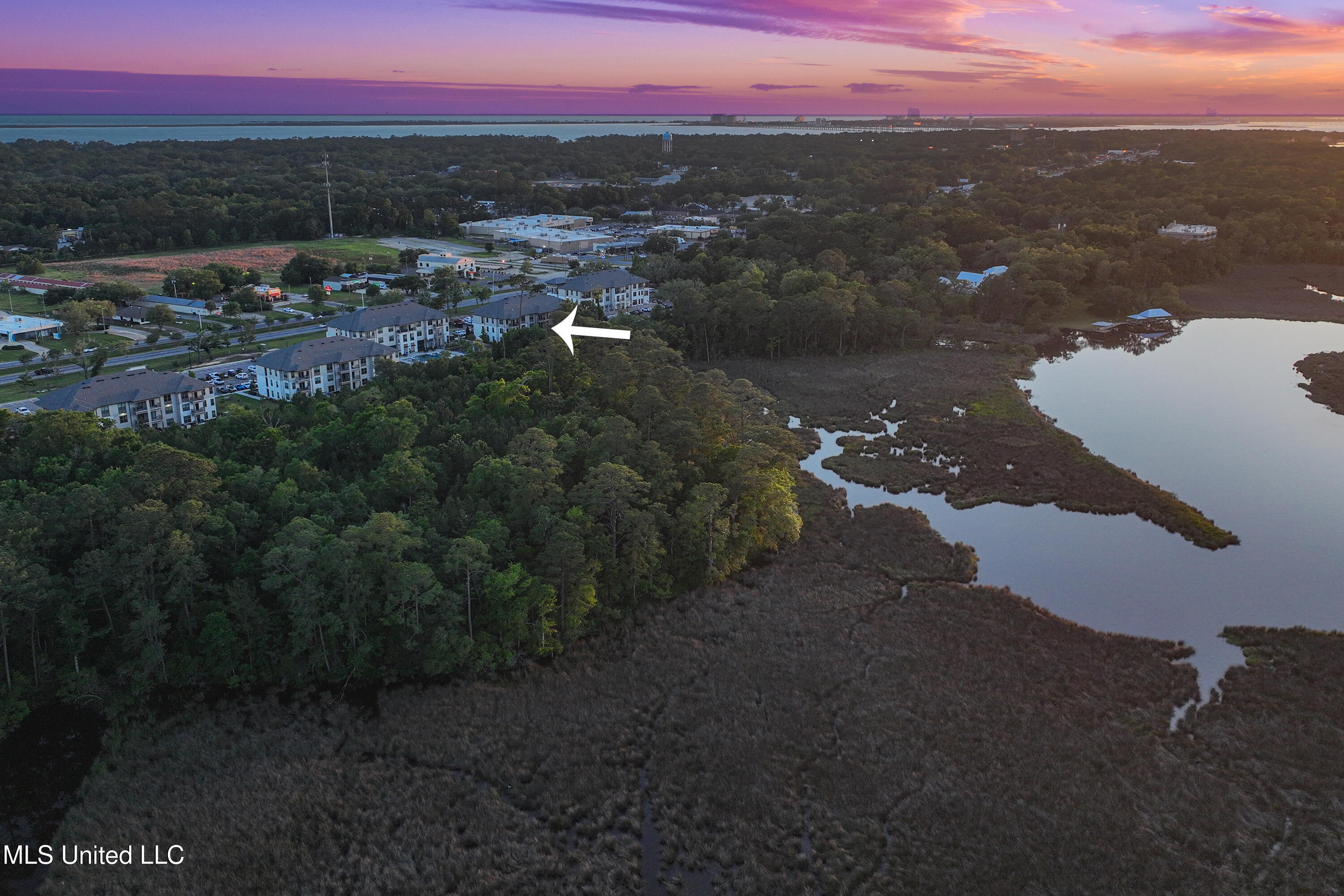 2501 Bienville Boulevard, 231