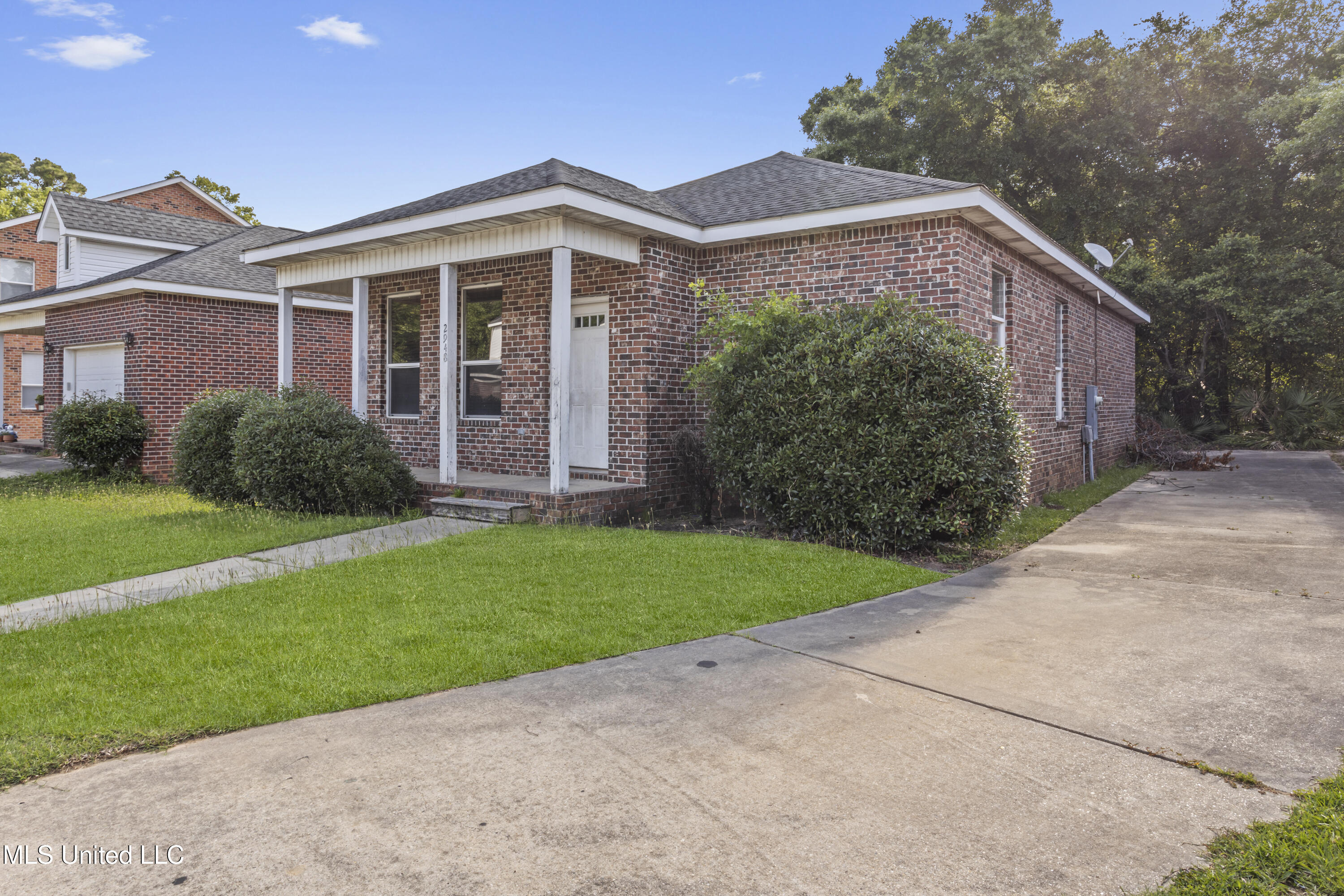 2948 Magnolia Court