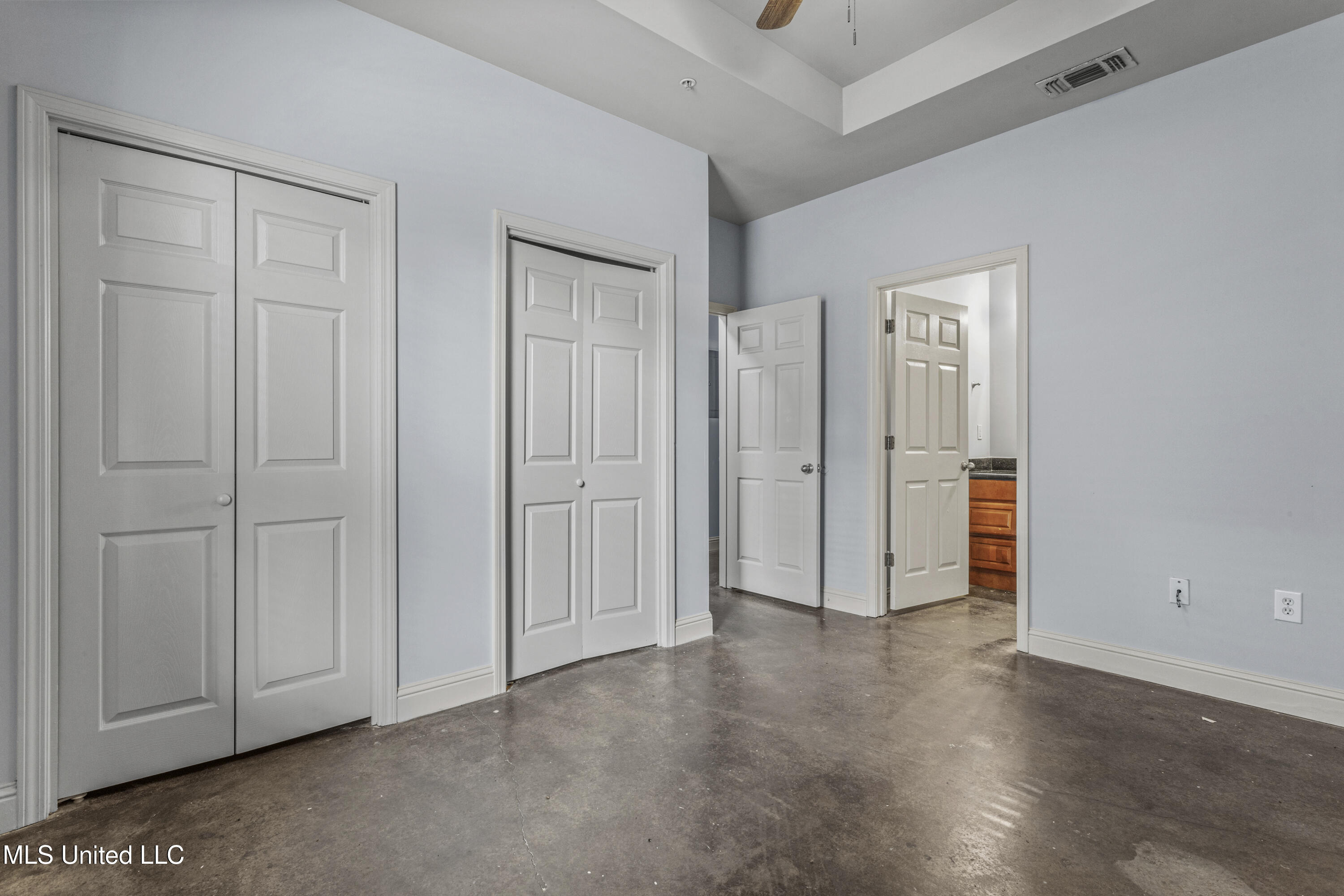 2948 Magnolia Court