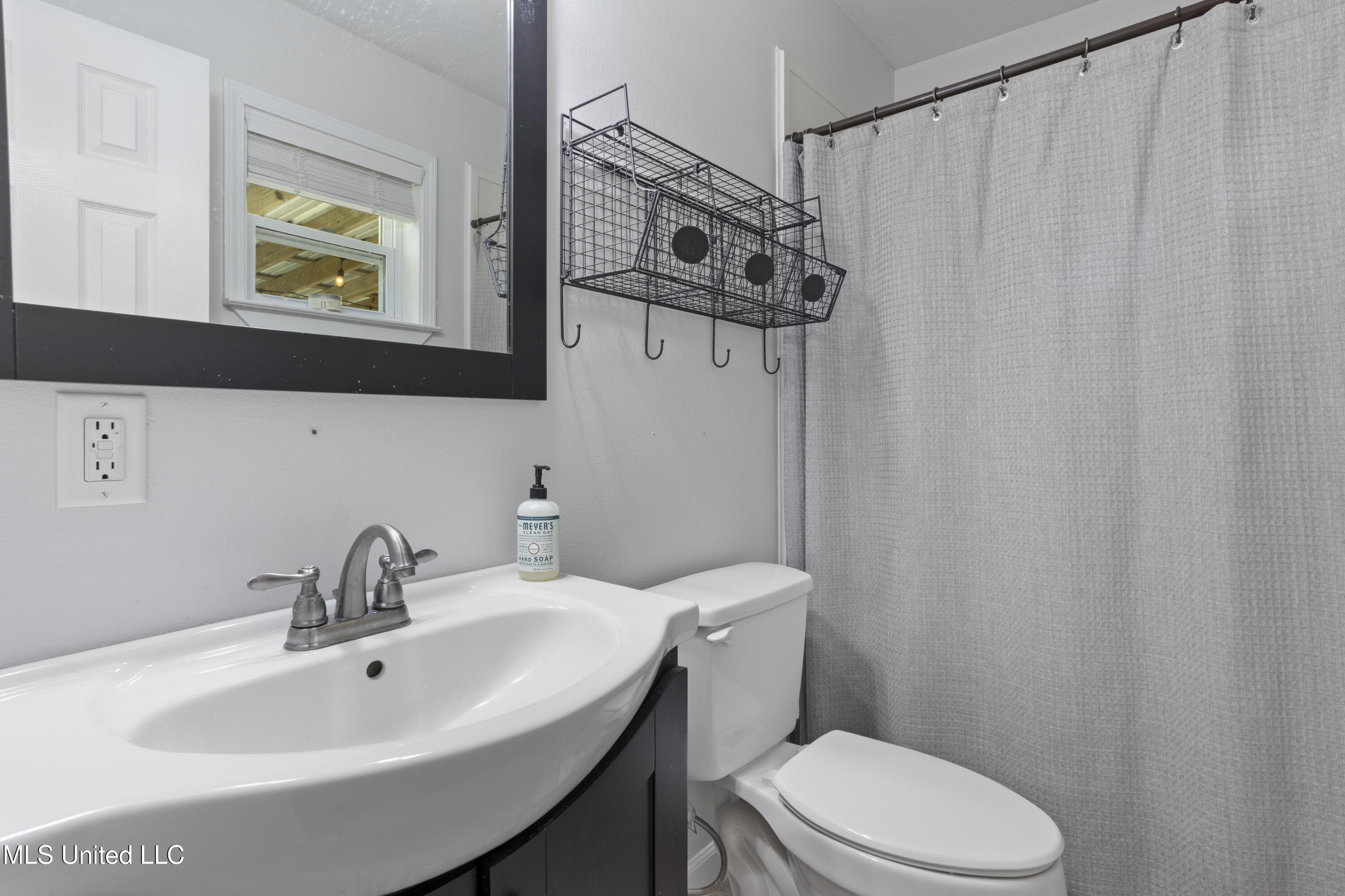 272 Holcomb Boulevard