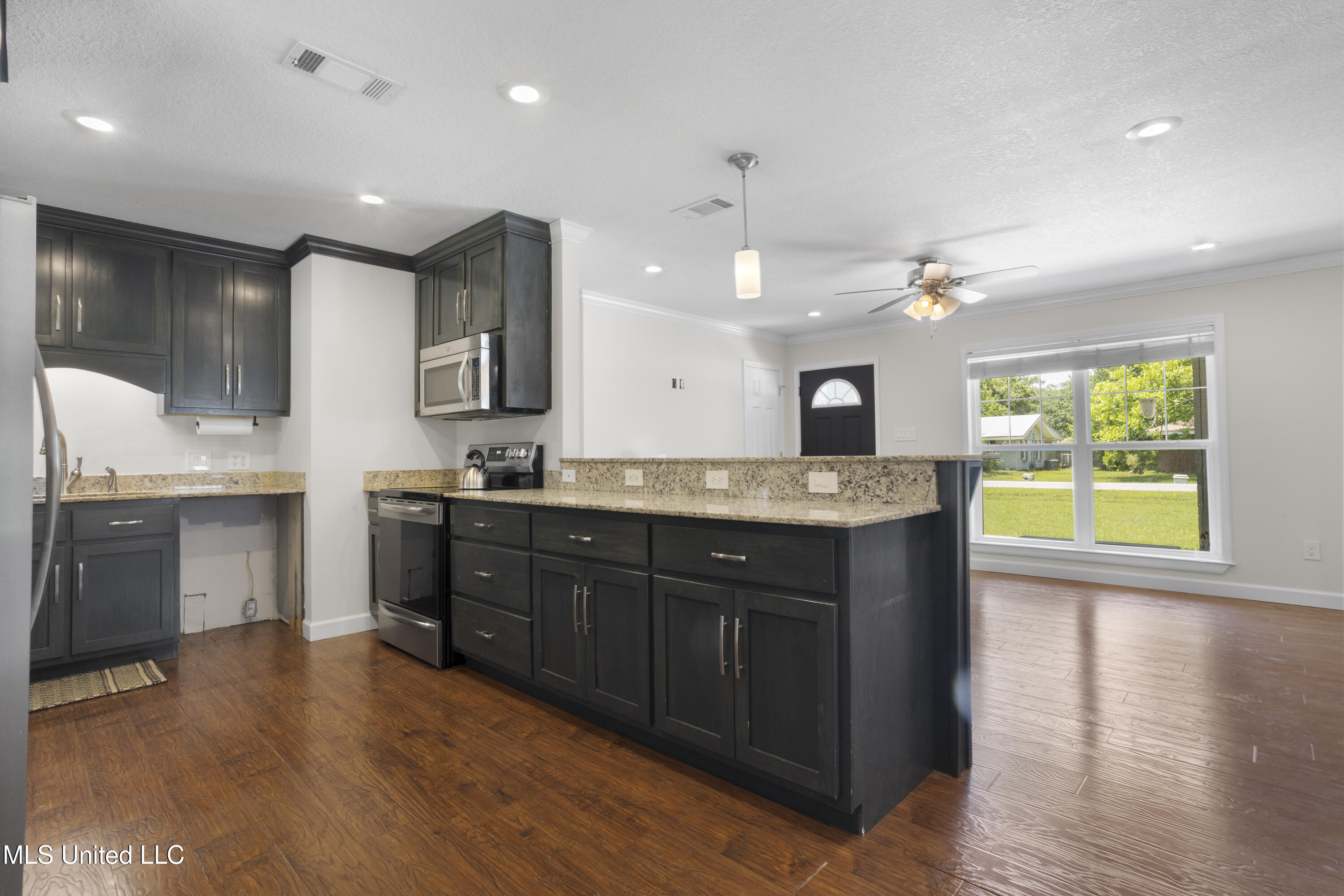 272 Holcomb Boulevard