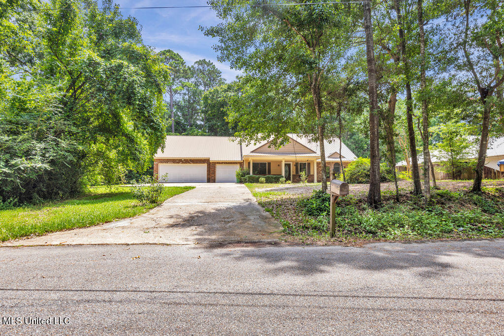 3516 N 5th Street