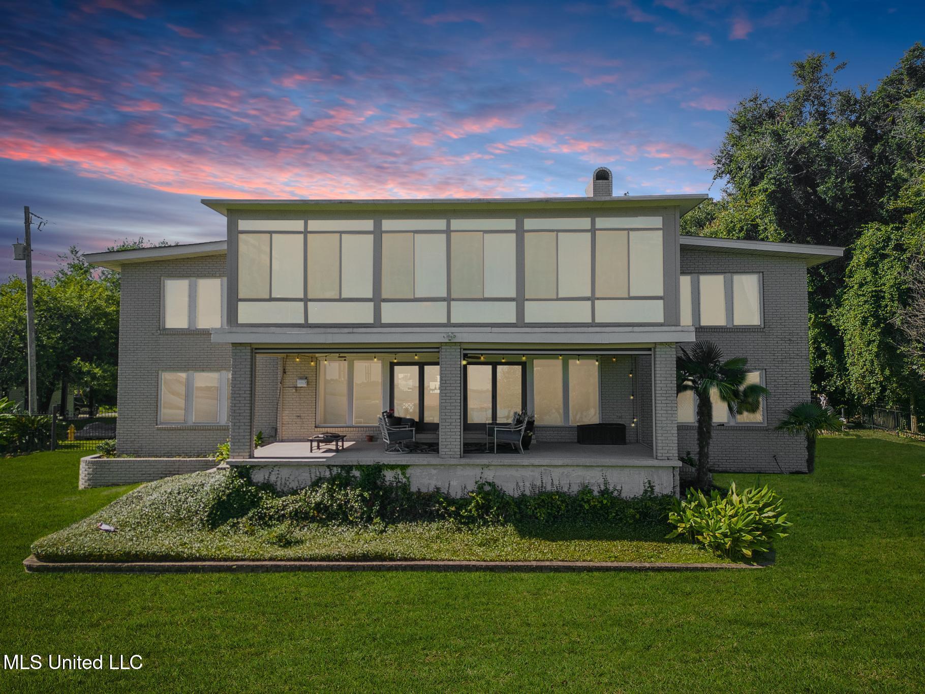 435 Christi Lane