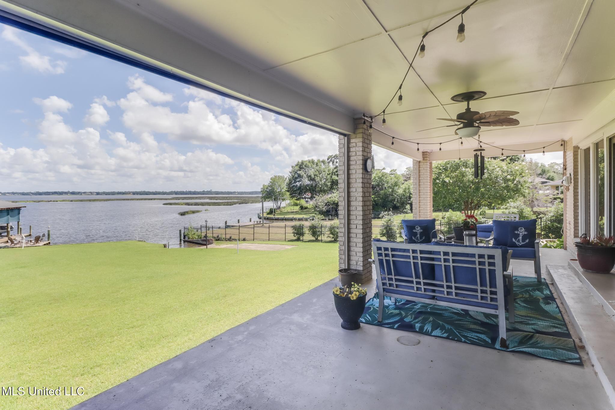 435 Christi Lane