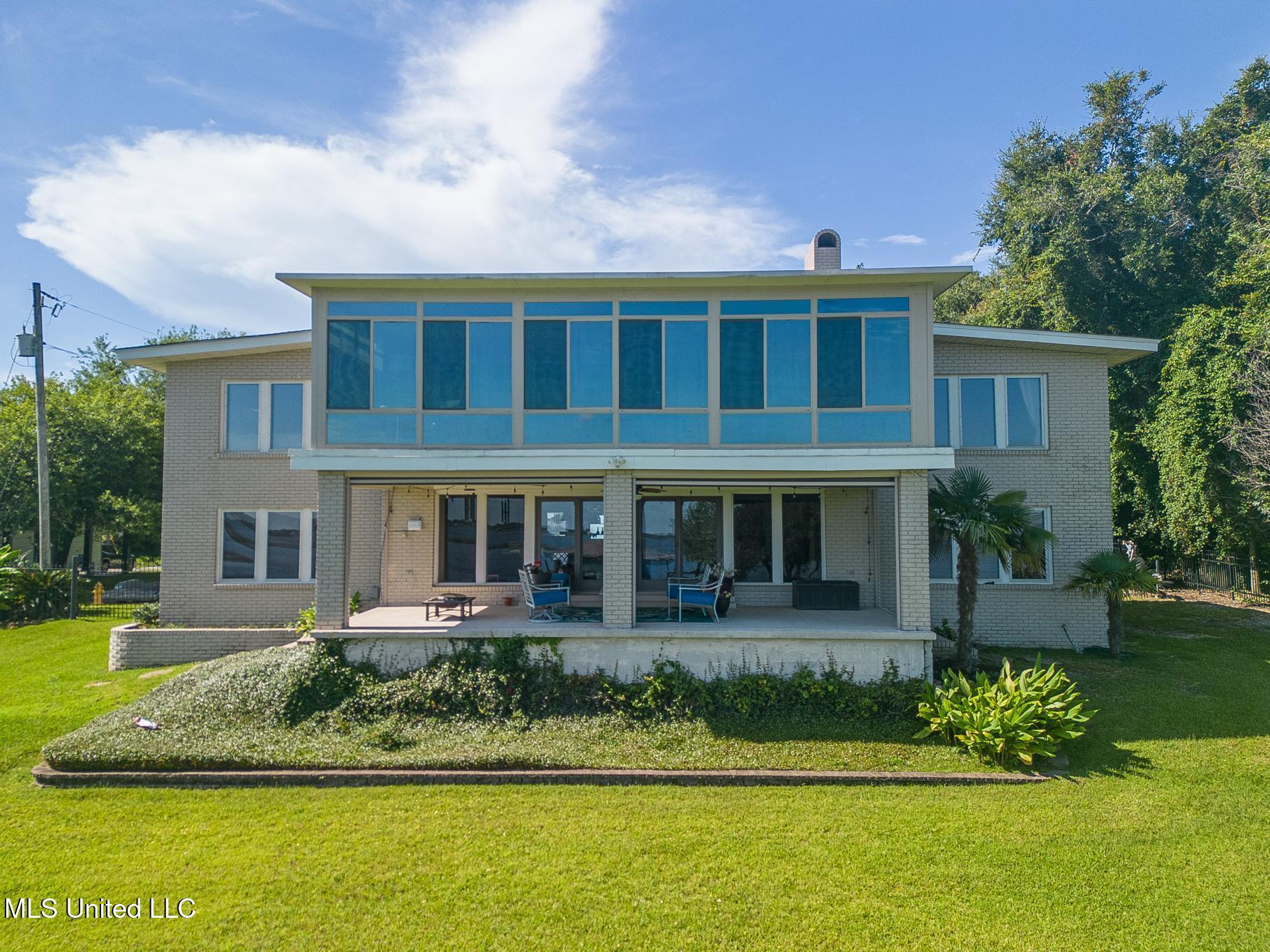 435 Christi Lane