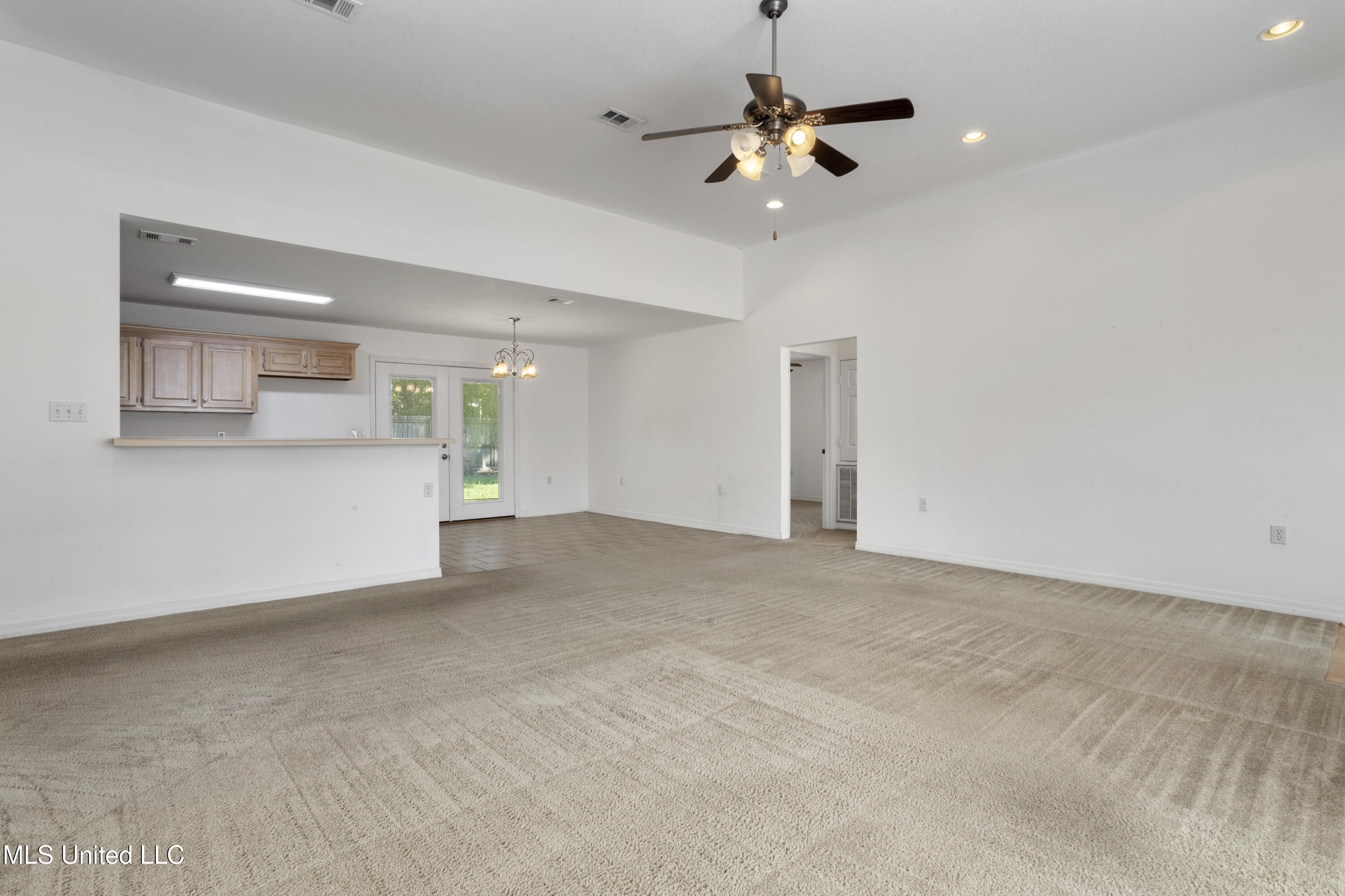 516 Hickory Drive