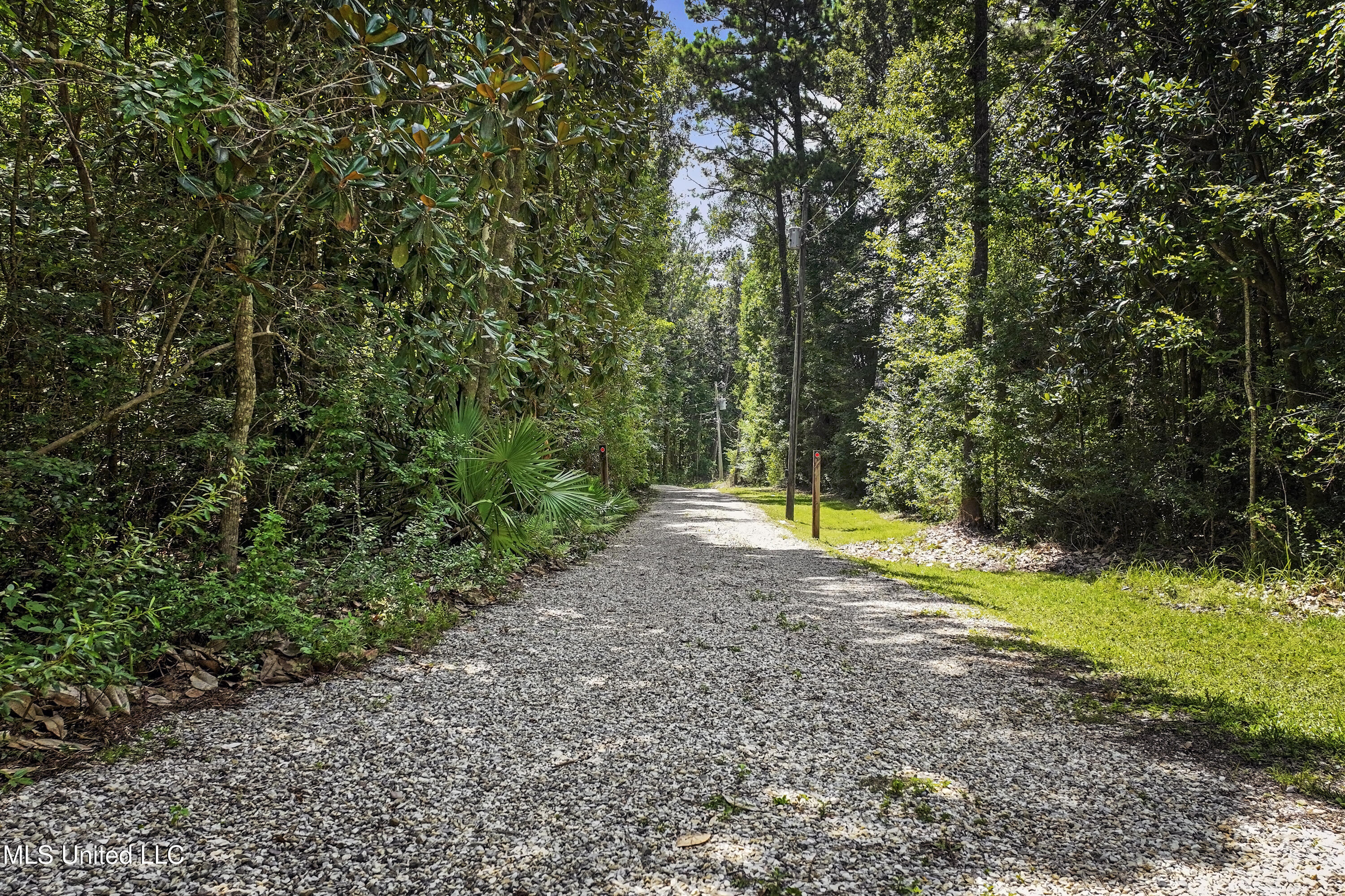13005 Lamey Bridge Rd Road, D'Iberville