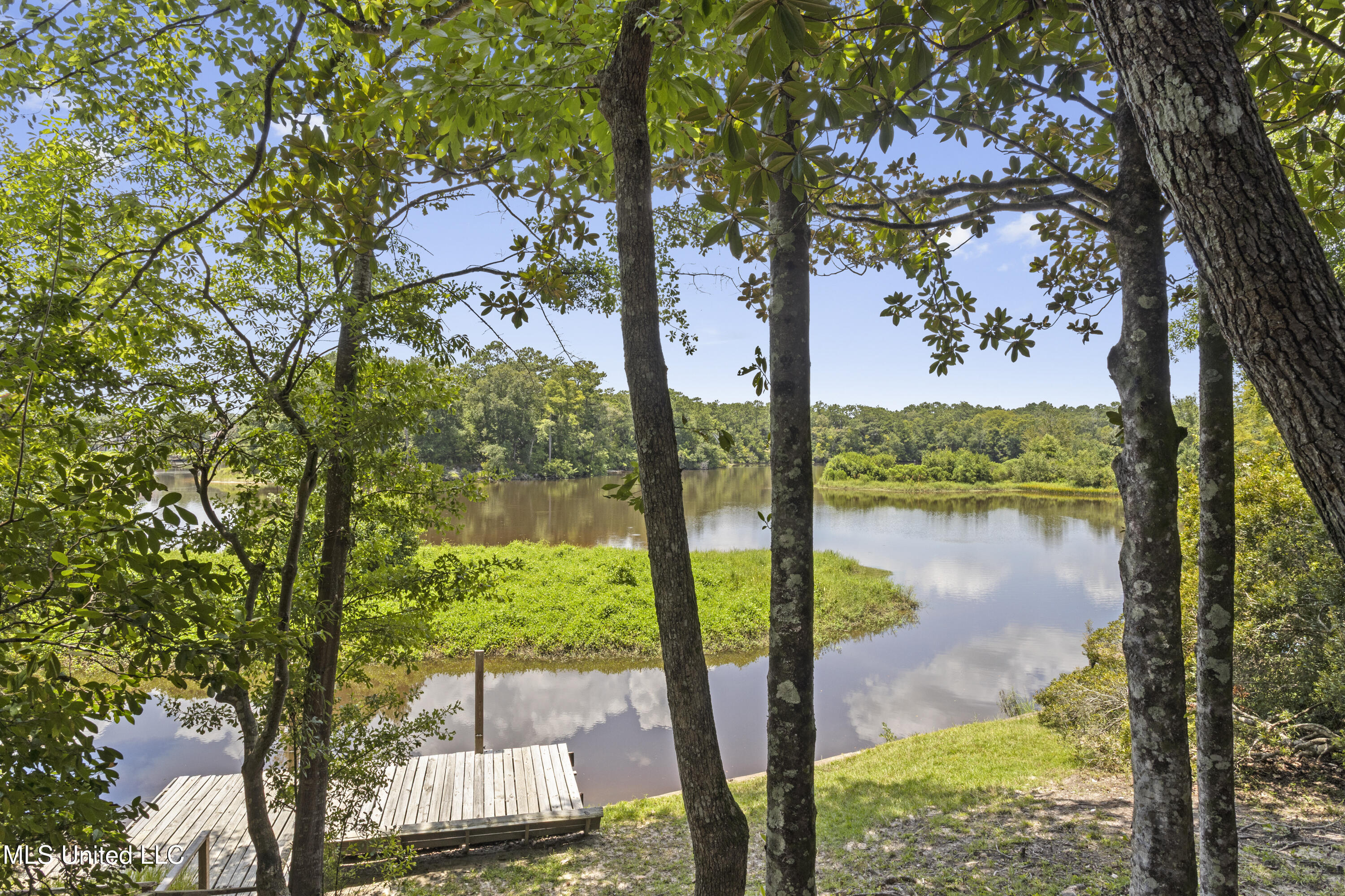 13005 Lamey Bridge Rd Road, D'Iberville