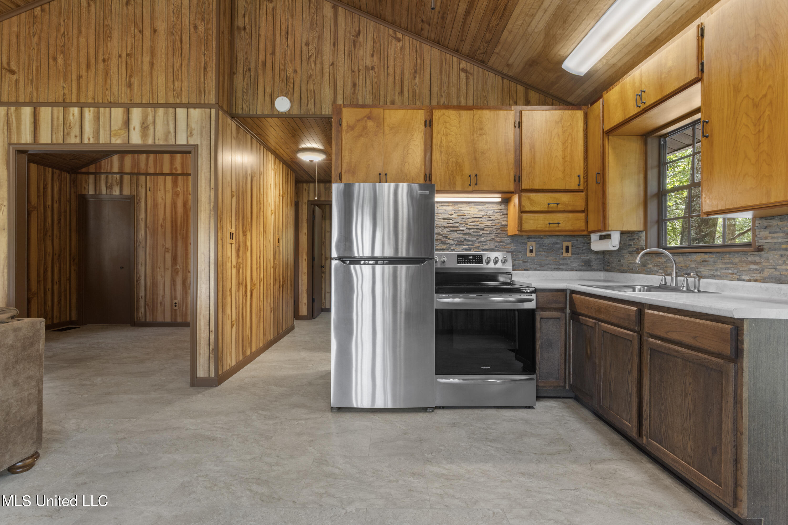 13005 Lamey Bridge Rd Road, D'Iberville