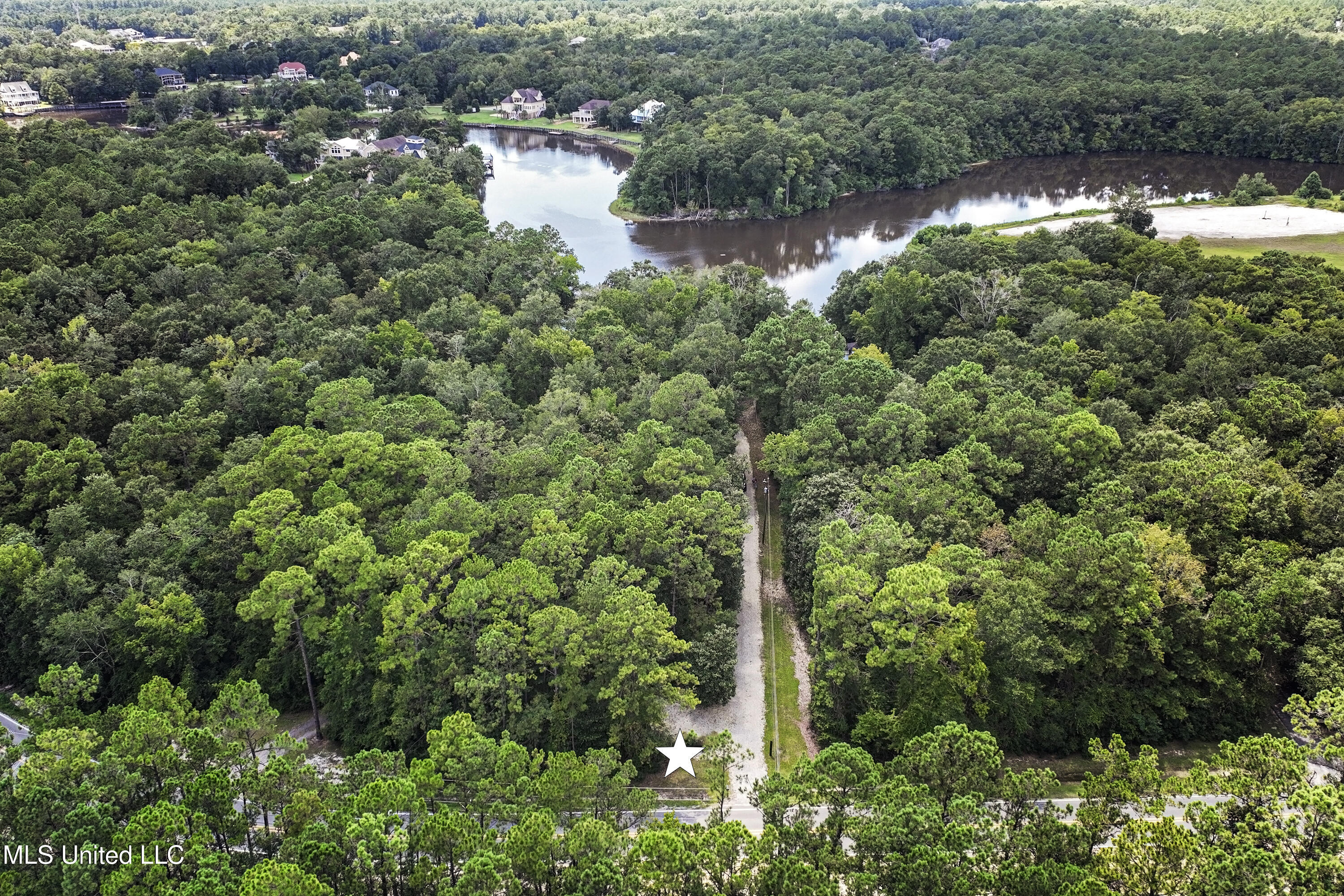 13005 Lamey Bridge Rd Road, D'Iberville