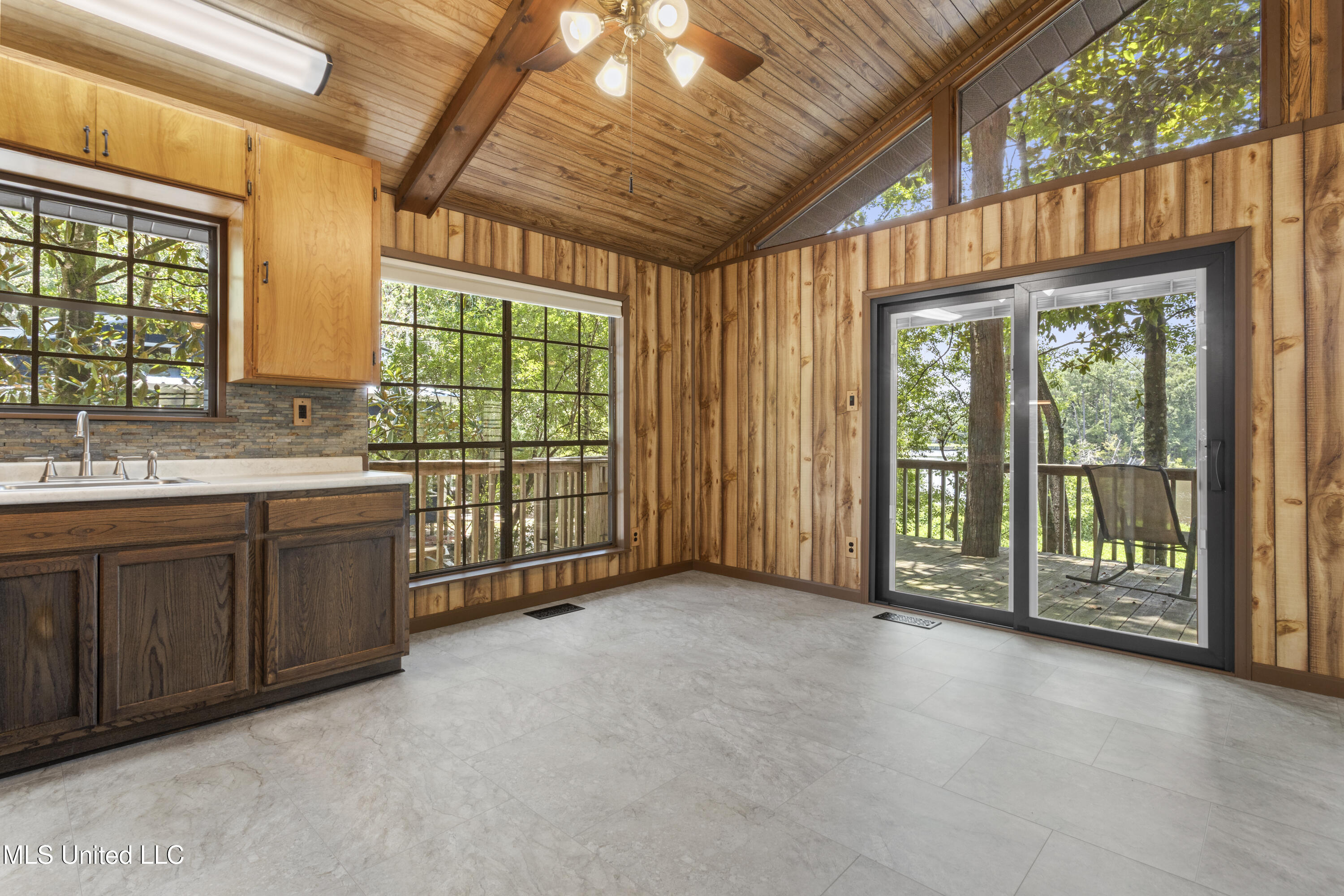 13005 Lamey Bridge Rd Road, D'Iberville
