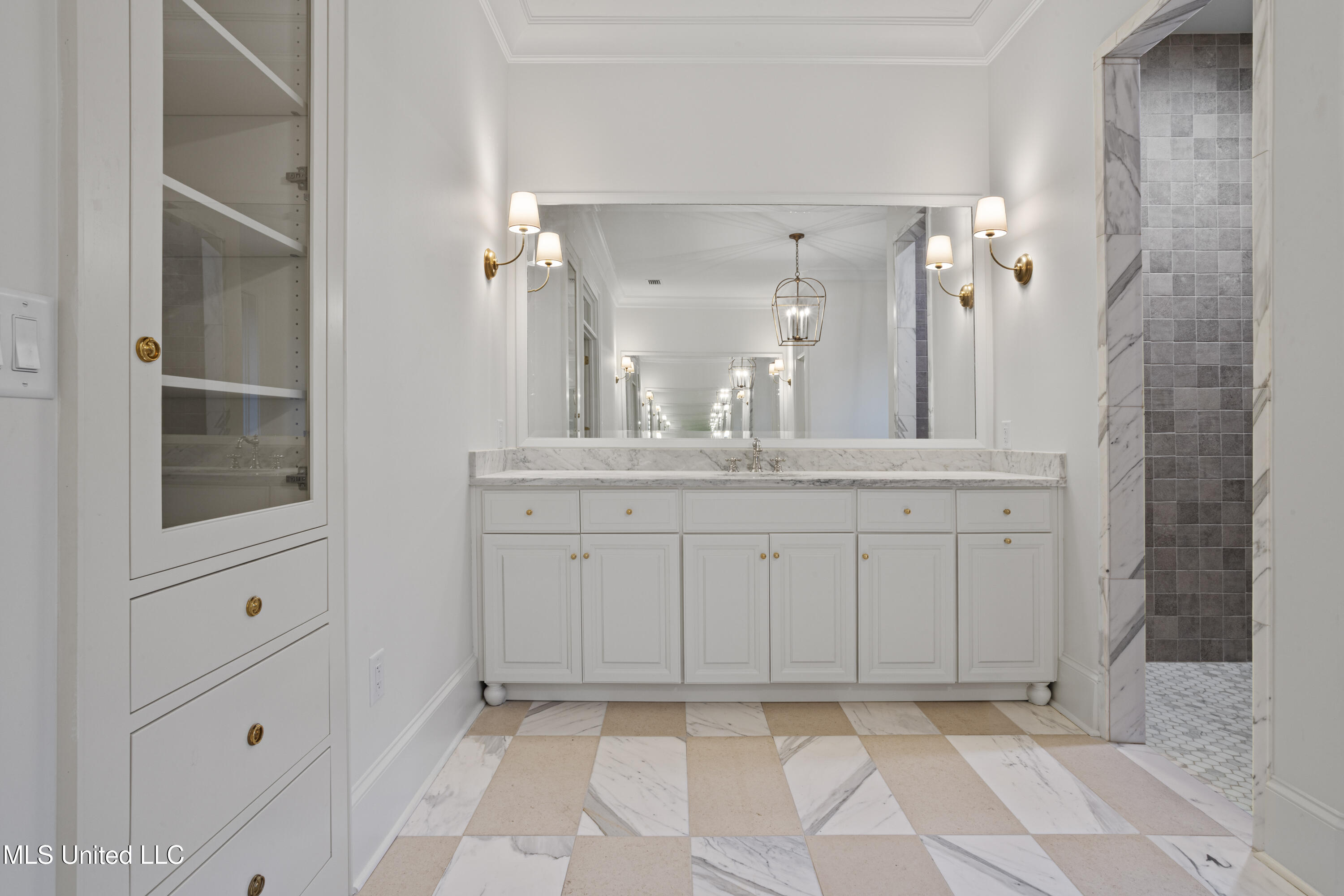 3007 Beach Boulevard