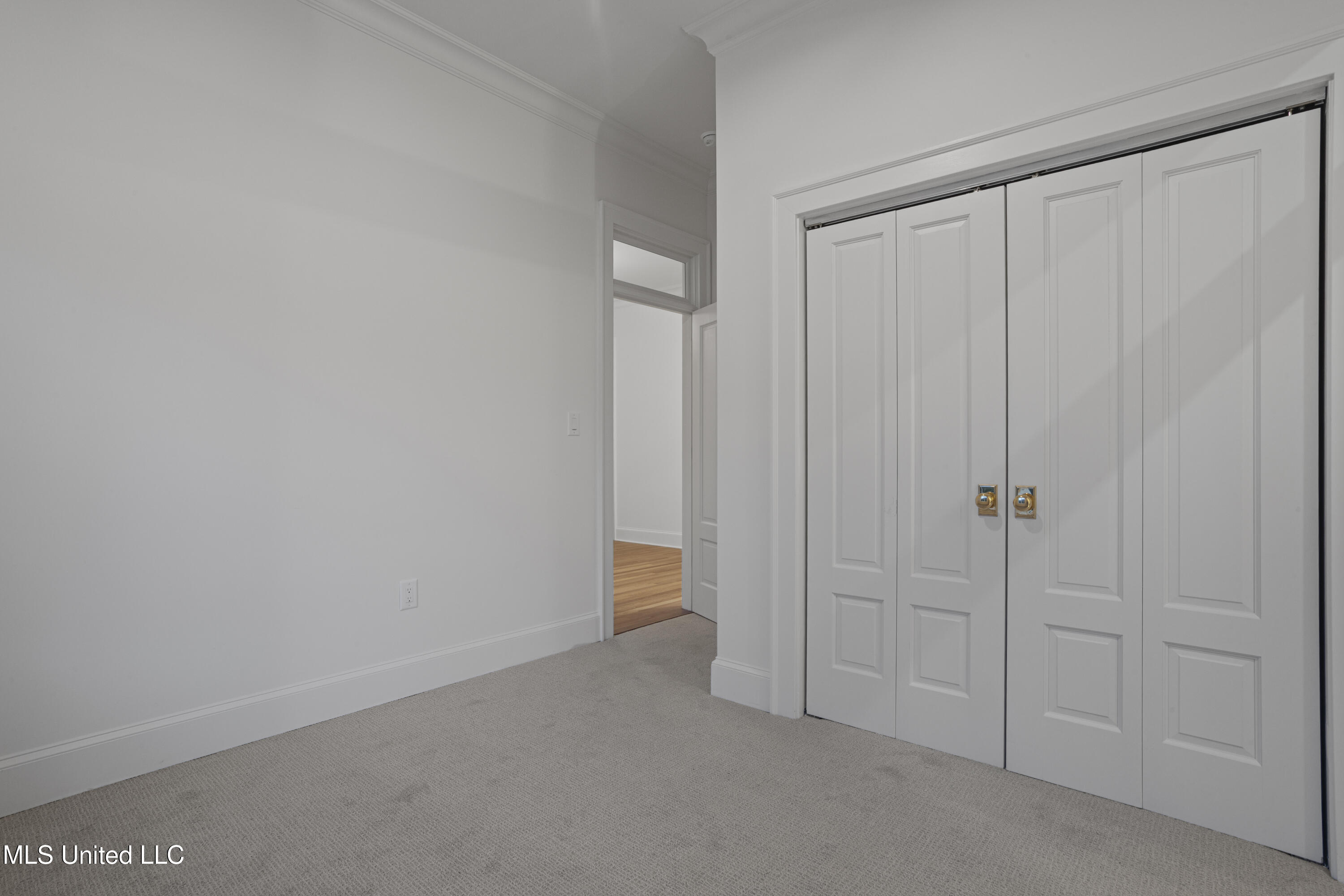 3007 Beach Boulevard