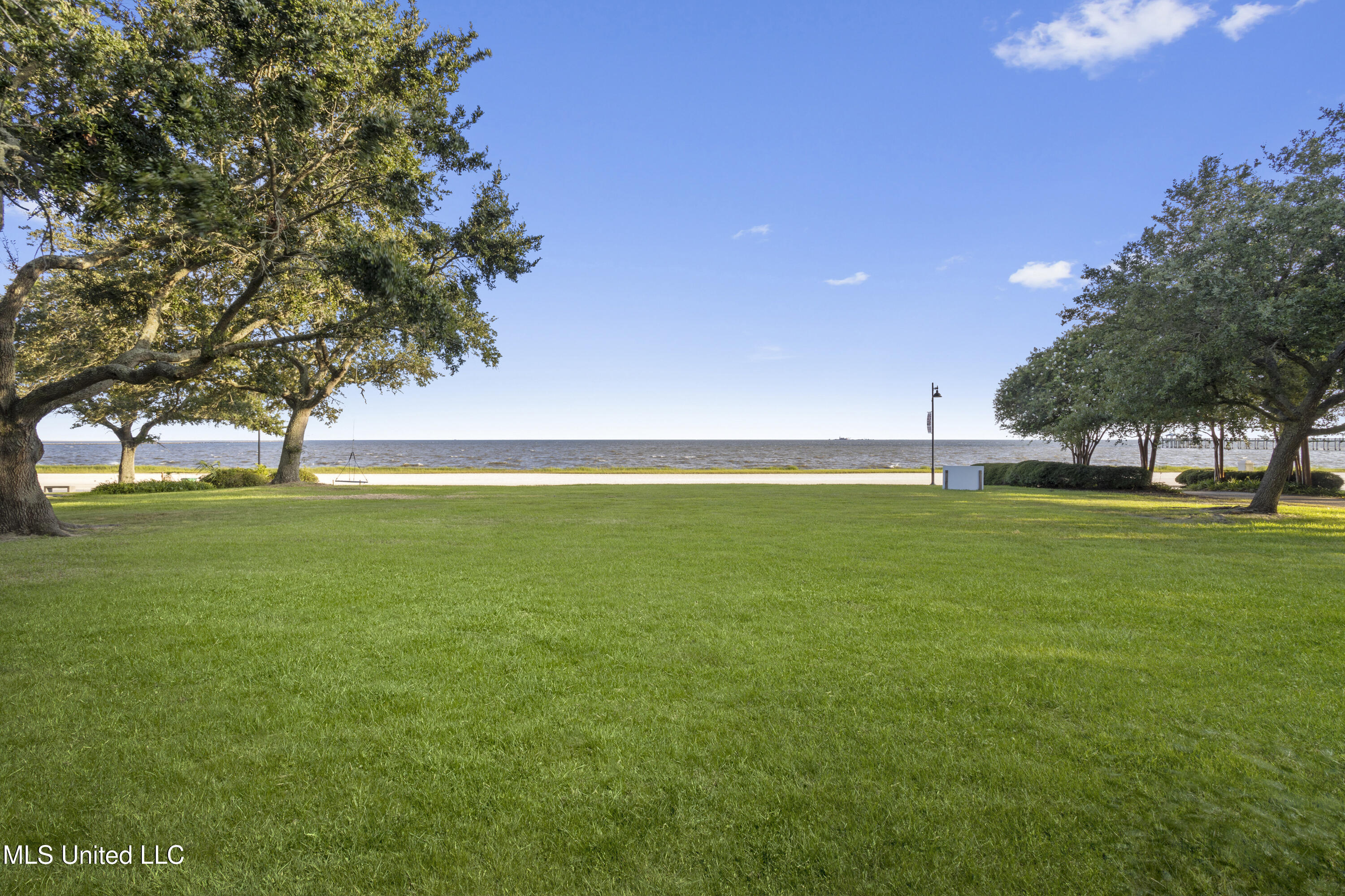 3007 Beach Boulevard