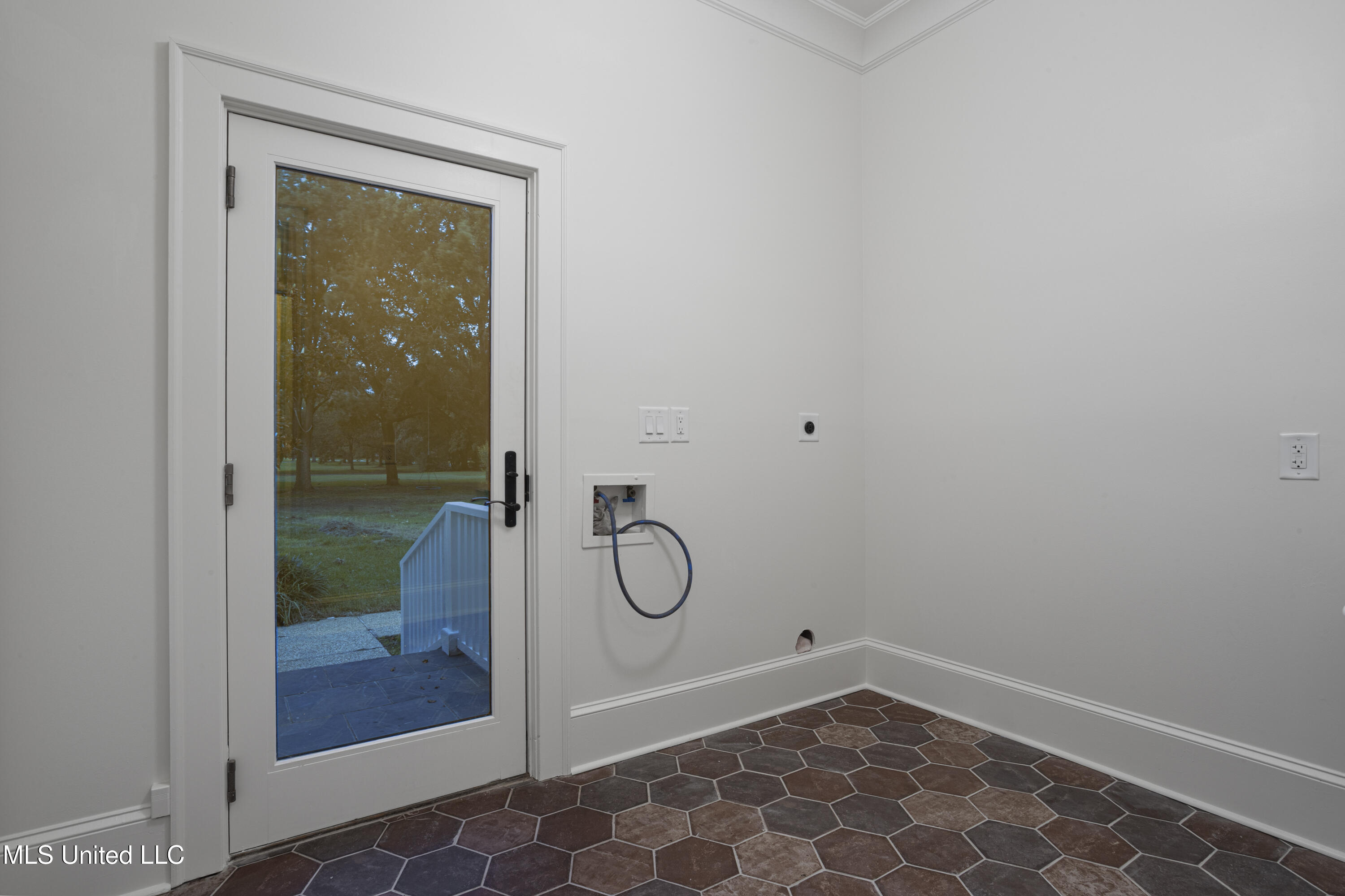 3007 Beach Boulevard