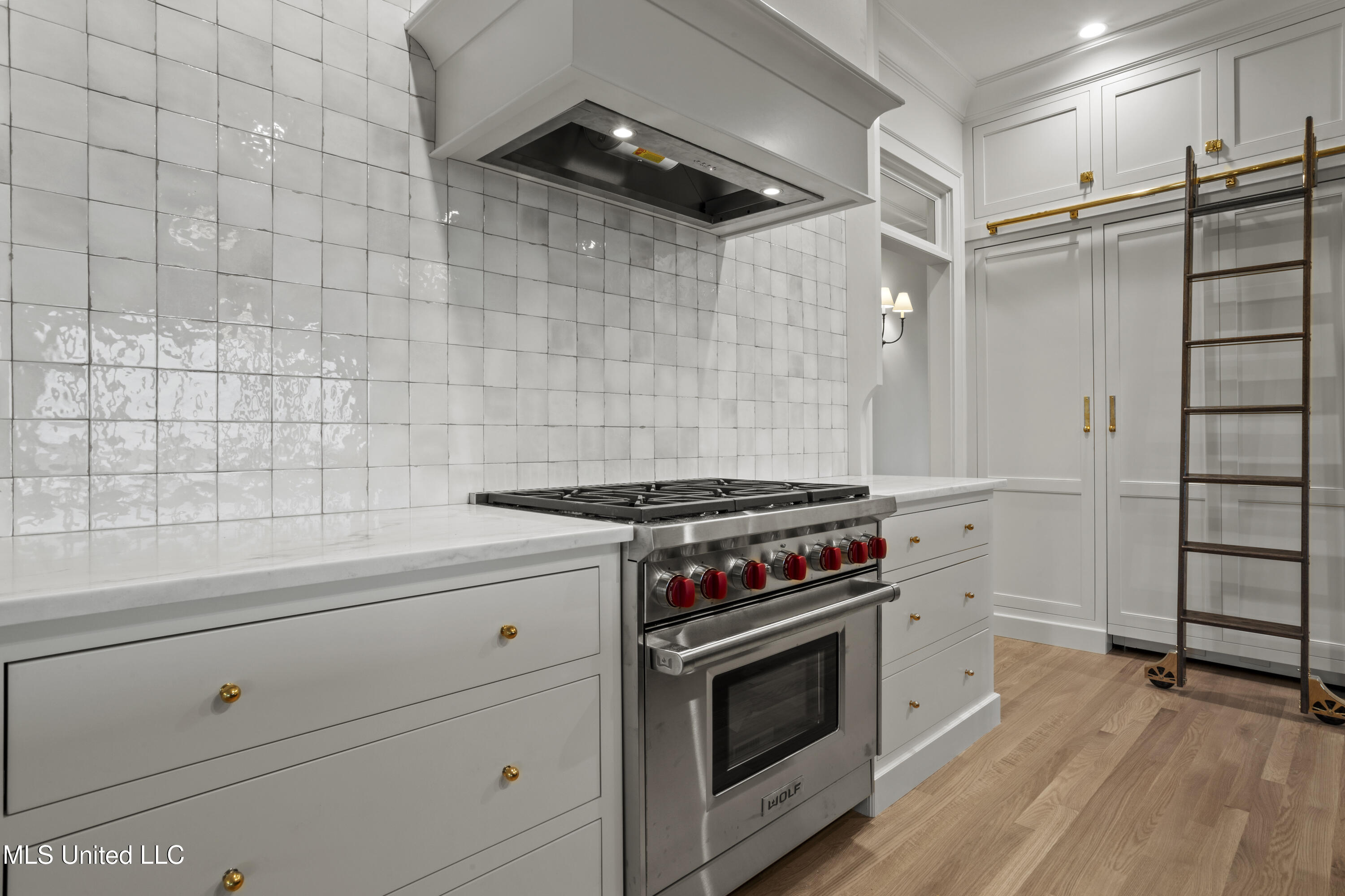 3007 Beach Boulevard