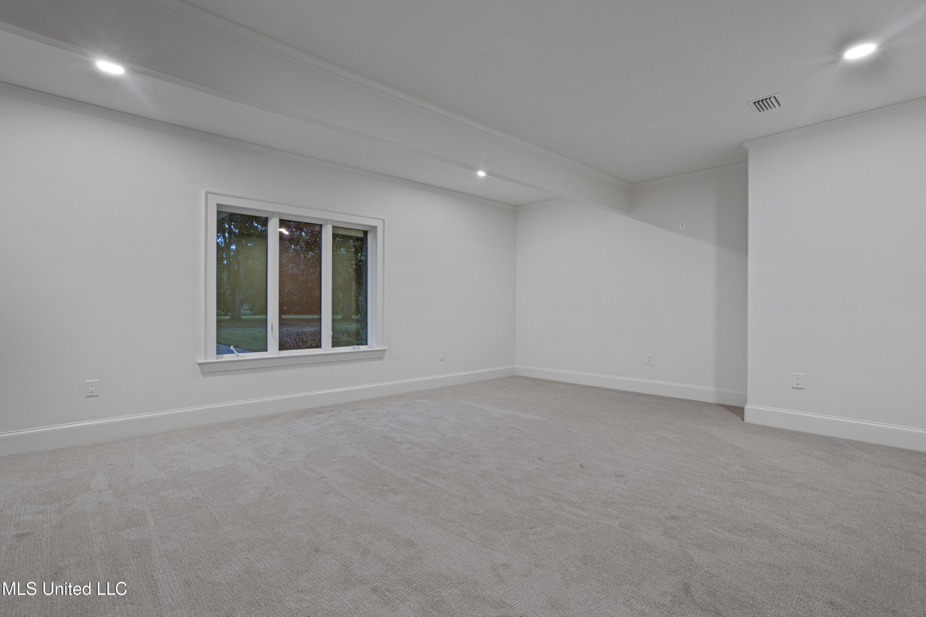 3007 Beach Boulevard