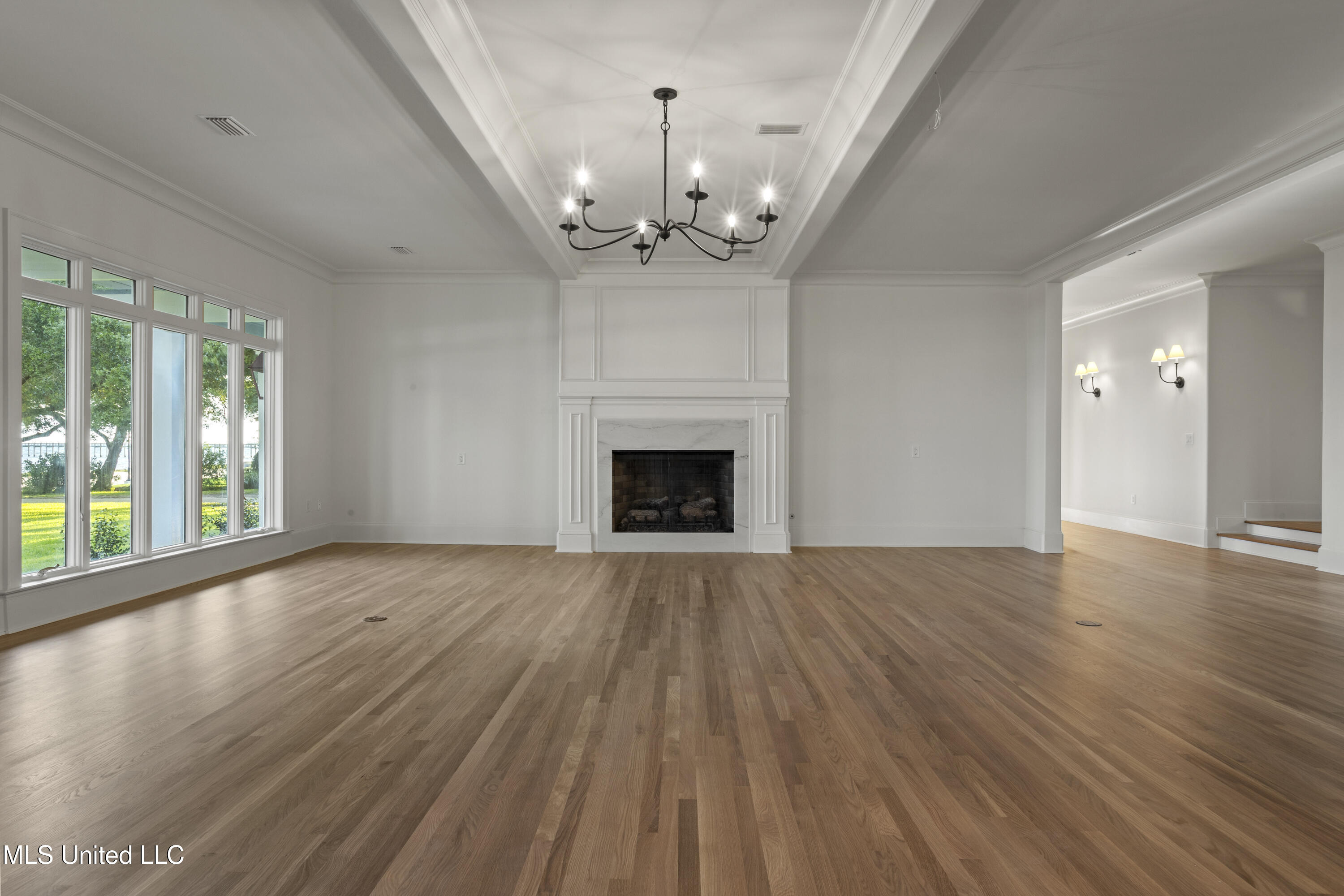 3007 Beach Boulevard