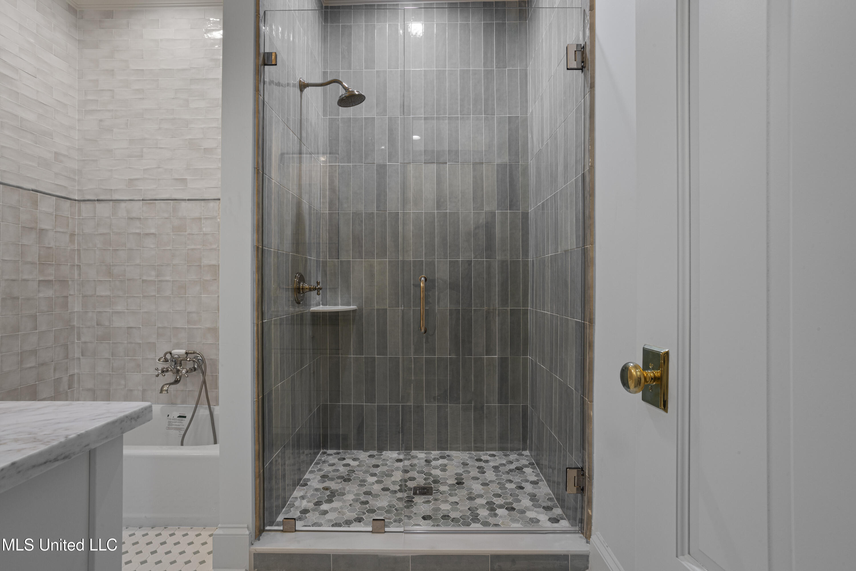 3007 Beach Boulevard