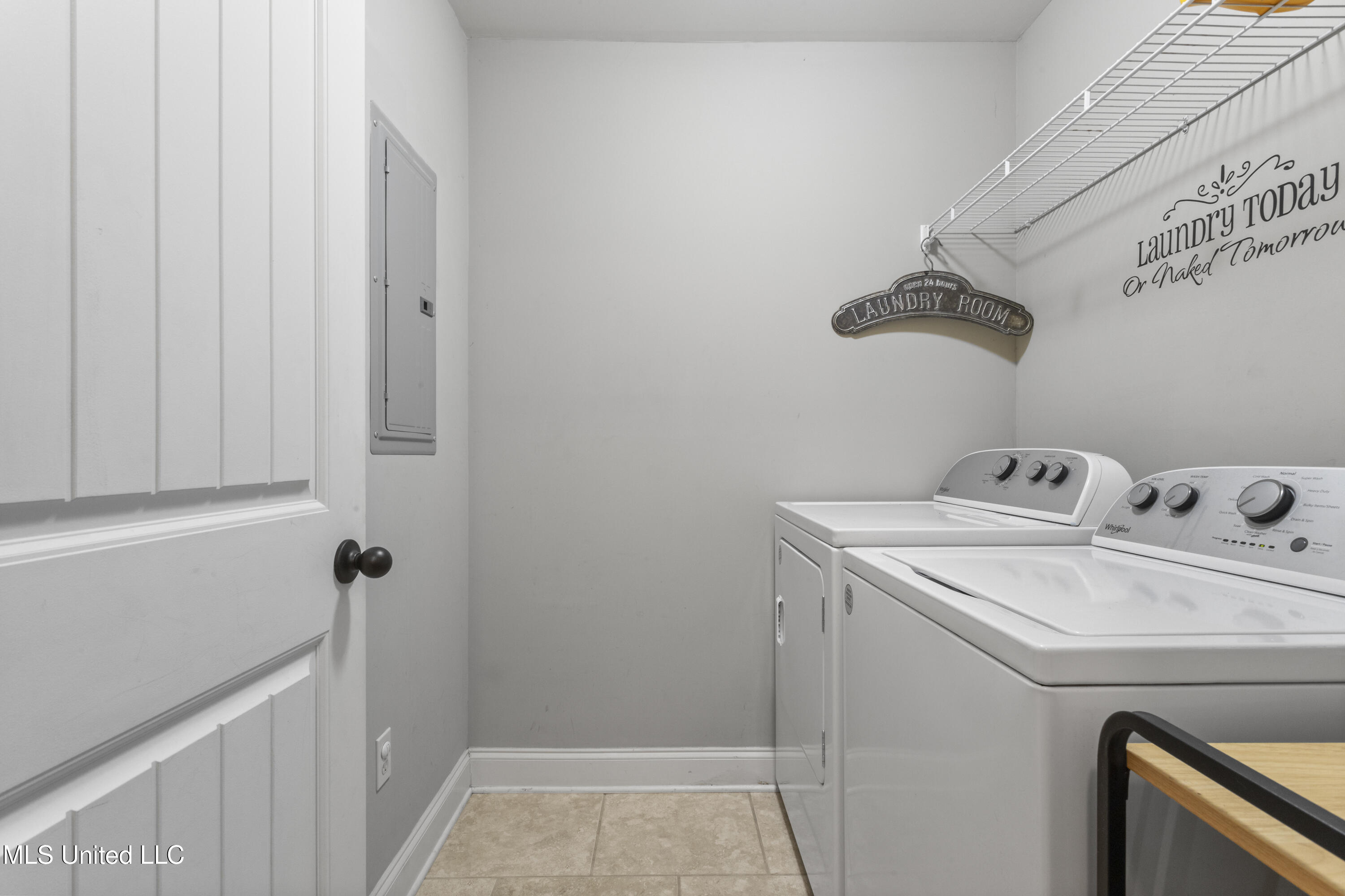 13728 Ridgehaven Way