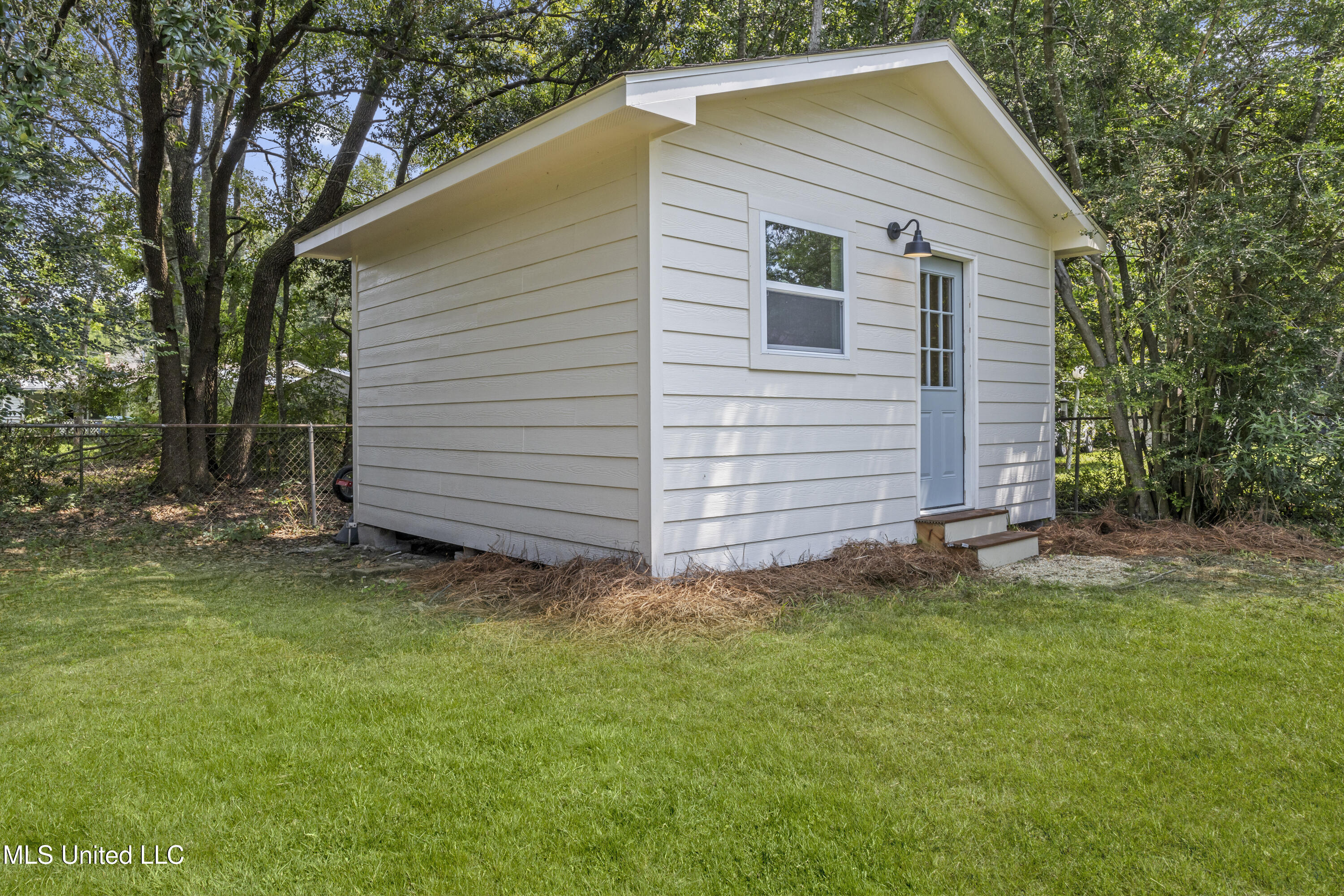 409 Woody Circle