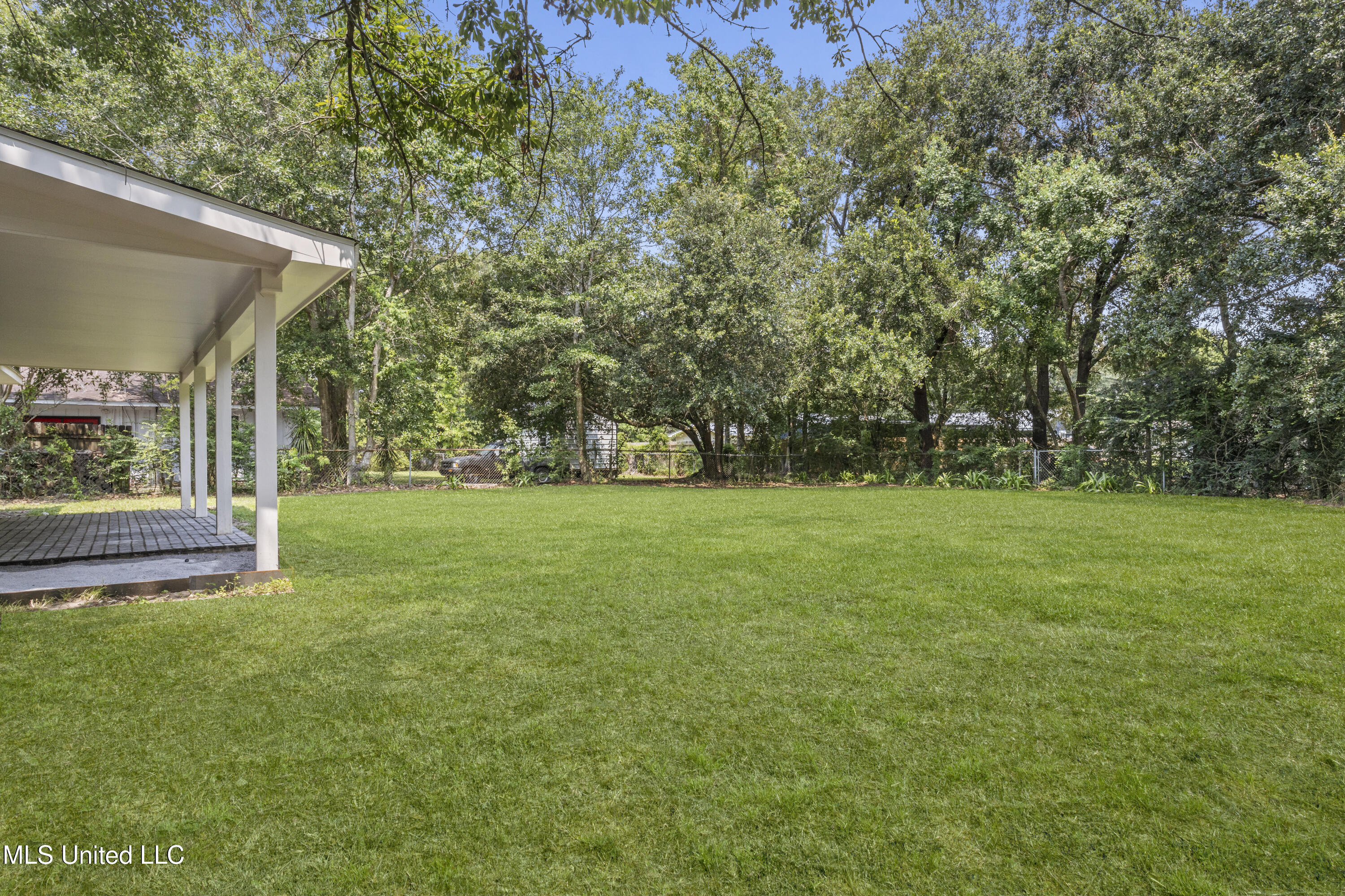 409 Woody Circle