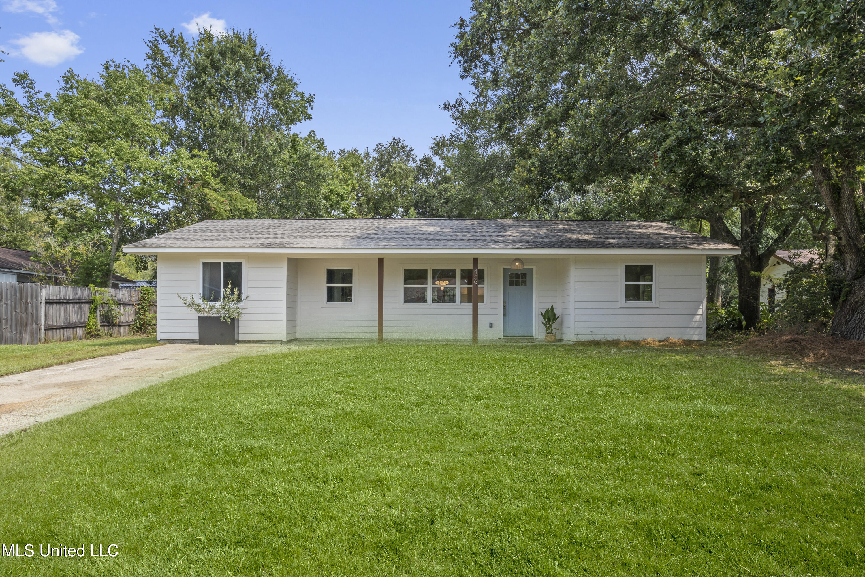 409 Woody Circle