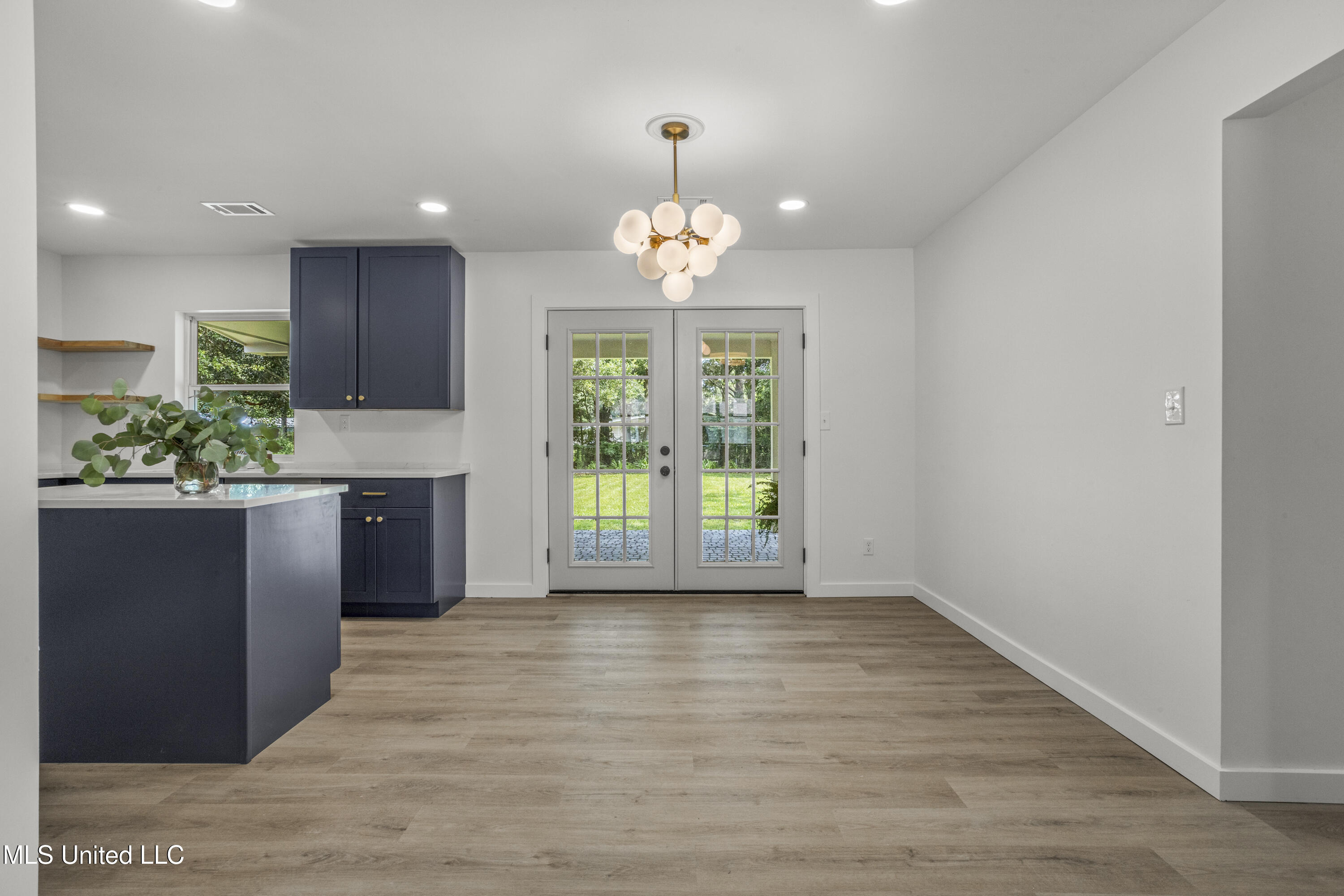 409 Woody Circle