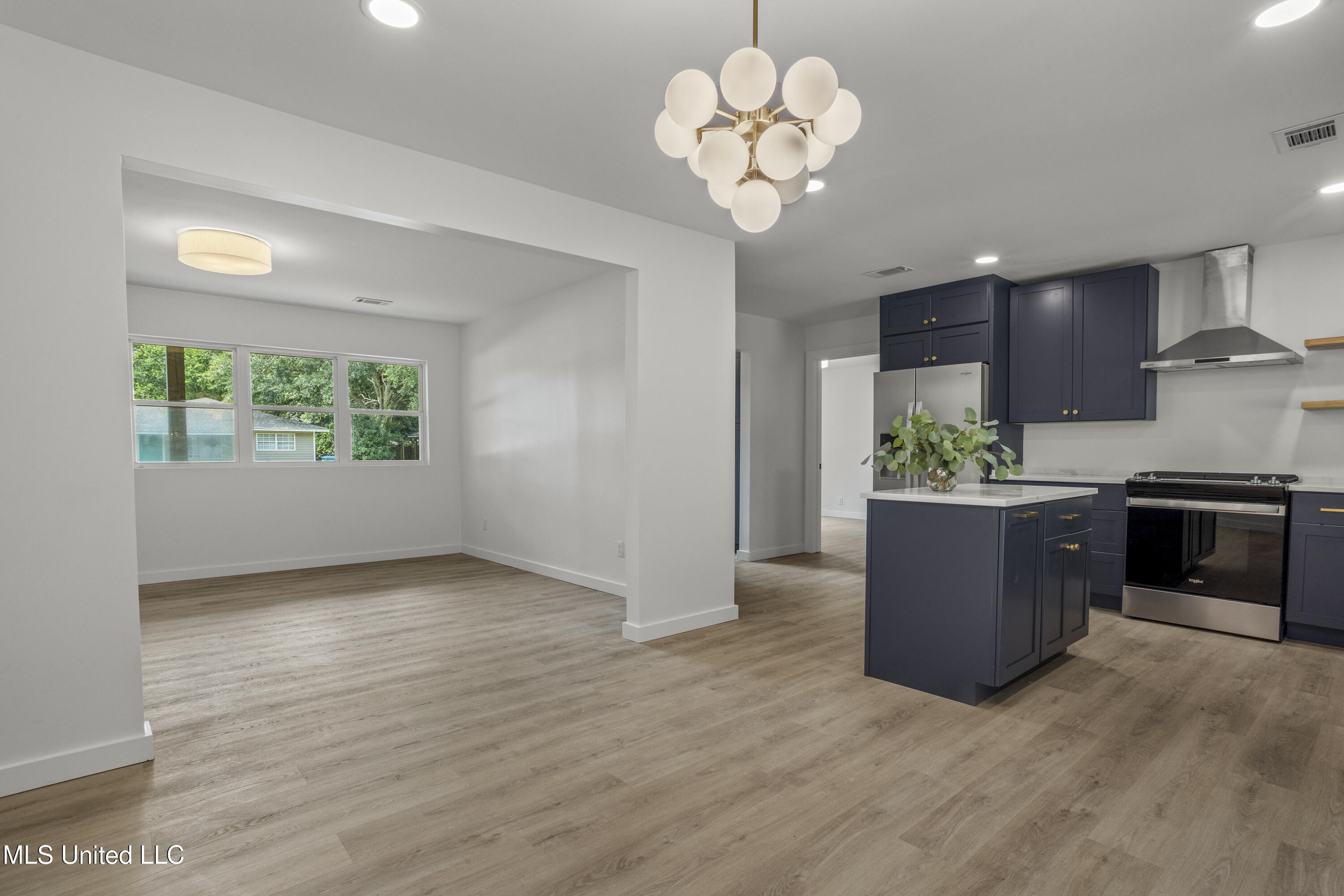 409 Woody Circle