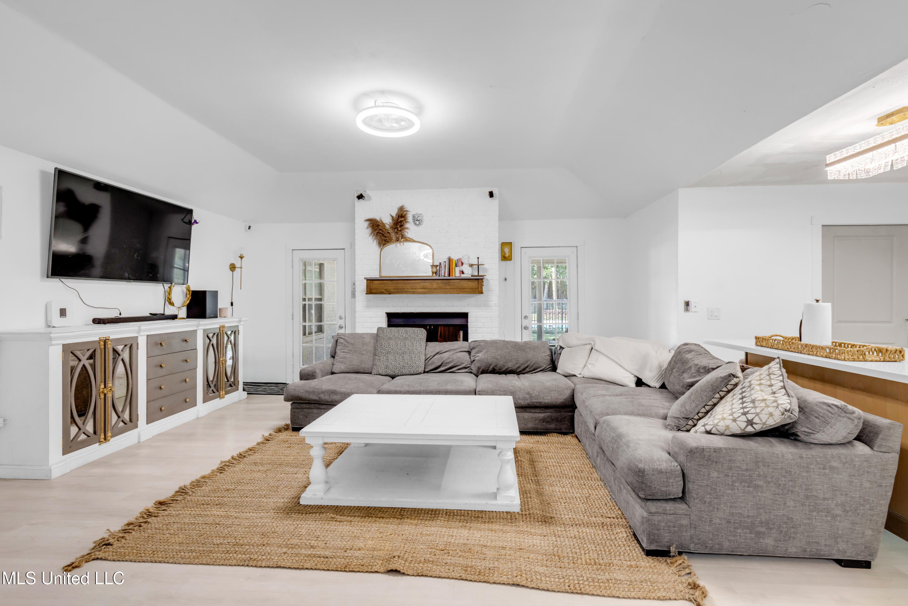 11512 Holly Bluff Circle