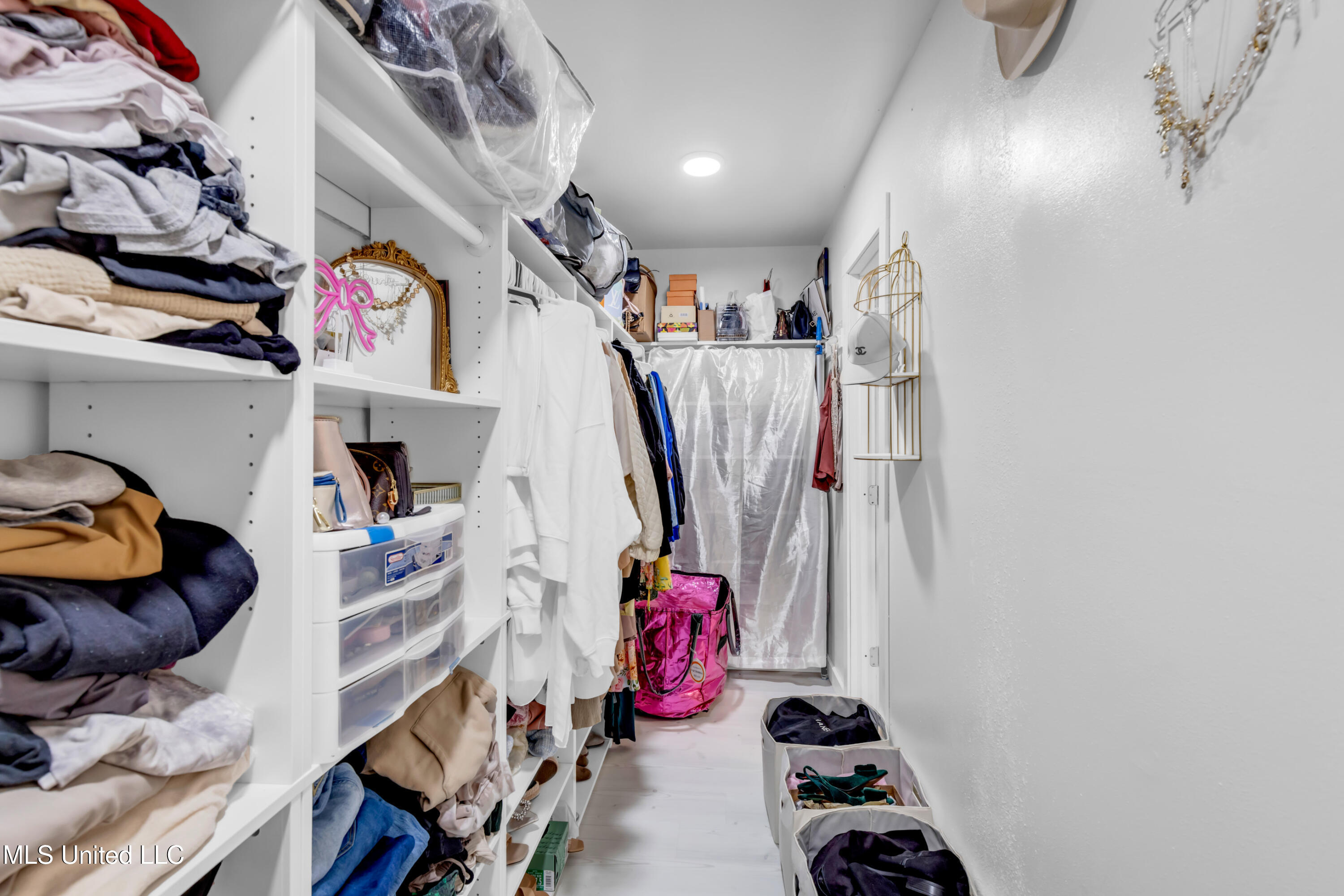 11512 Holly Bluff Circle