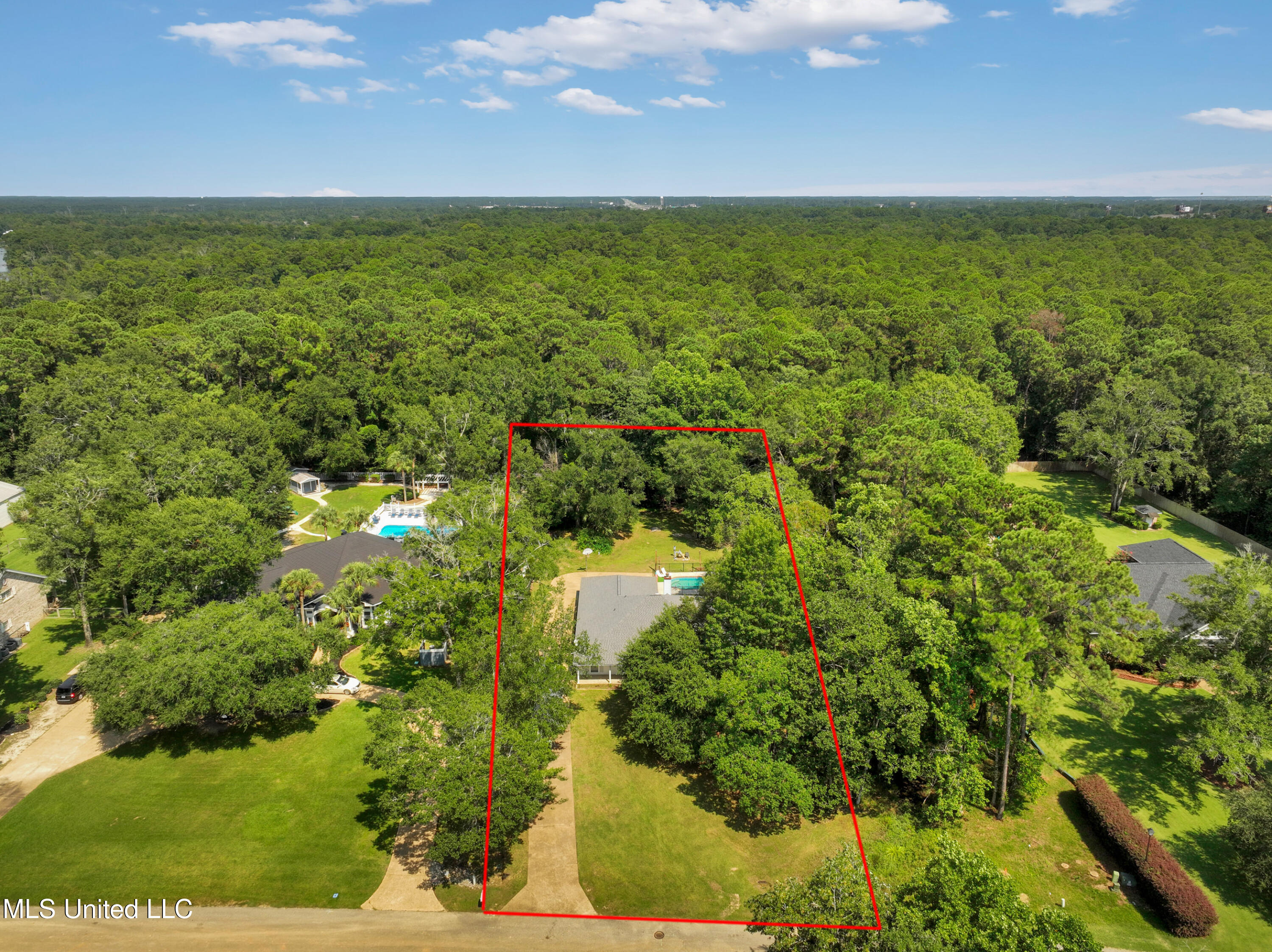 11512 Holly Bluff Circle