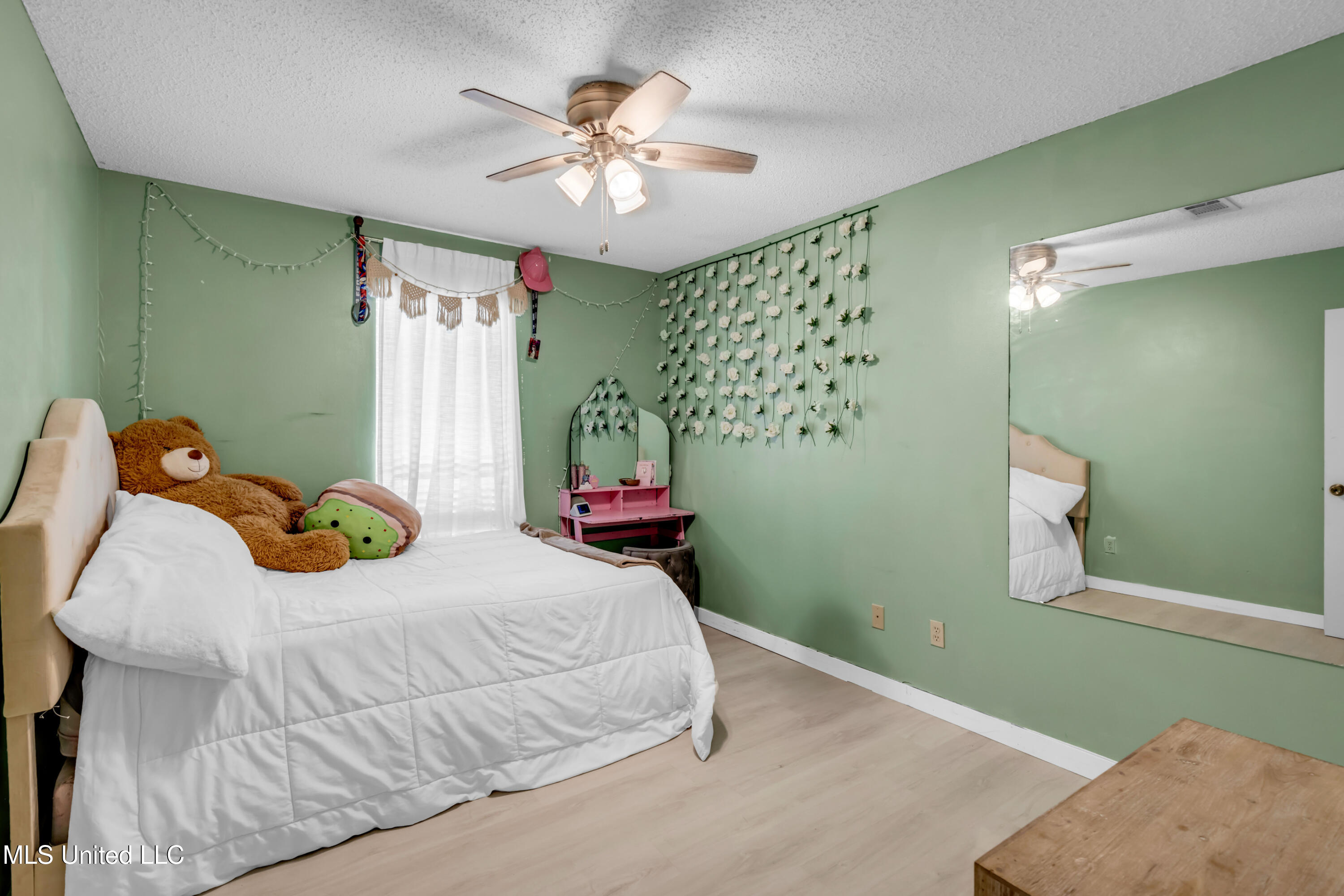 11512 Holly Bluff Circle