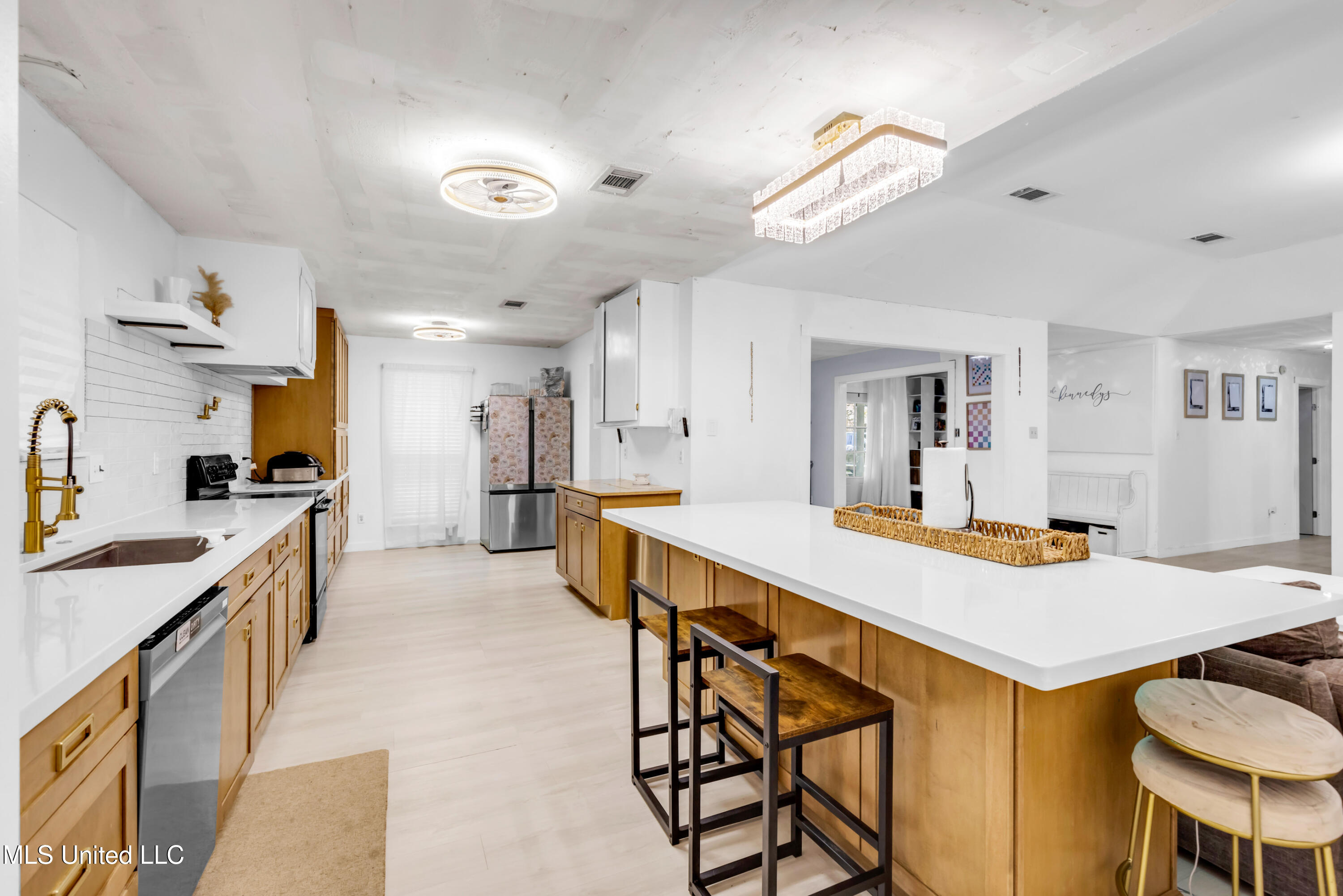 11512 Holly Bluff Circle
