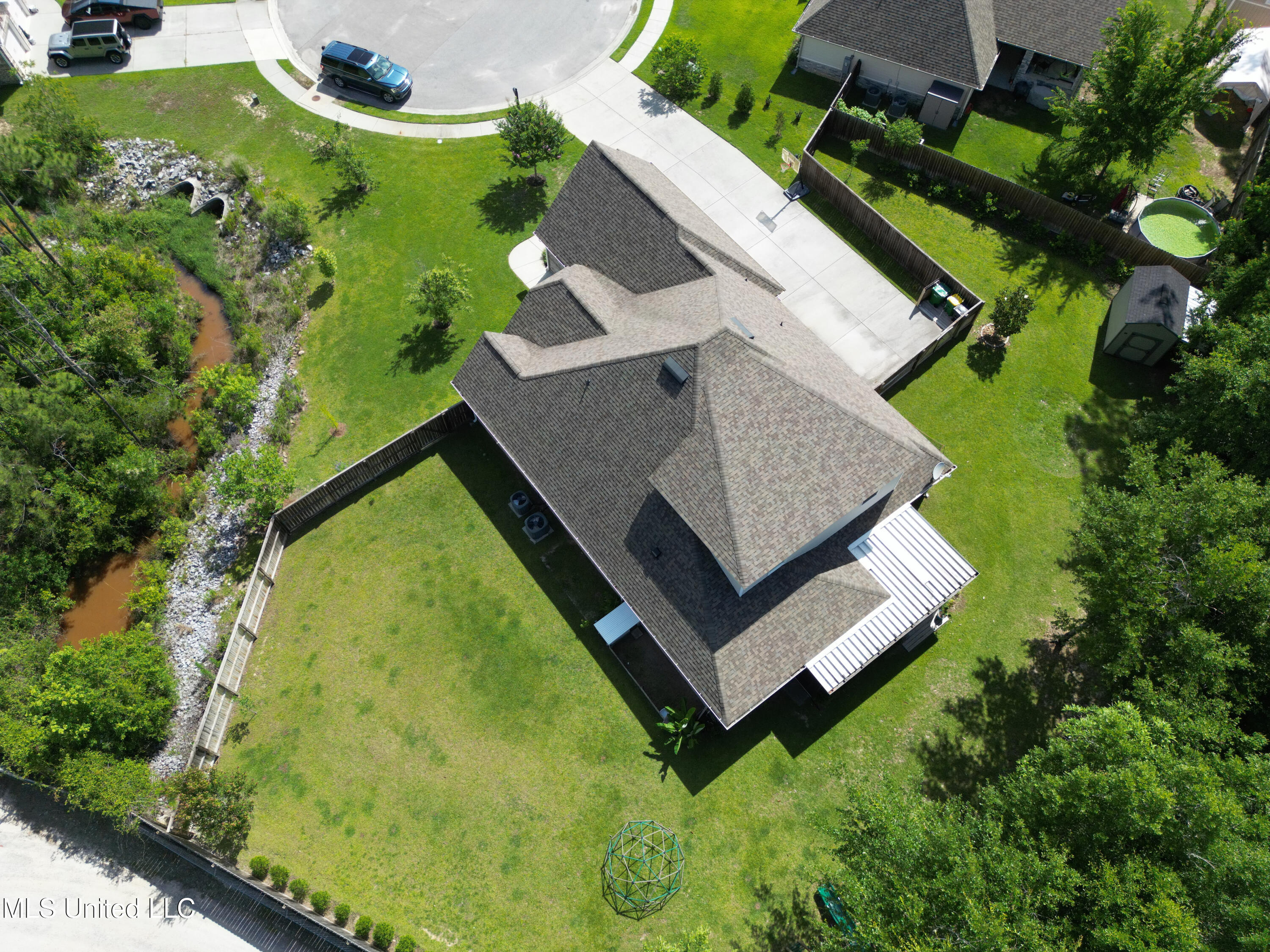 5807 Sylvester Street