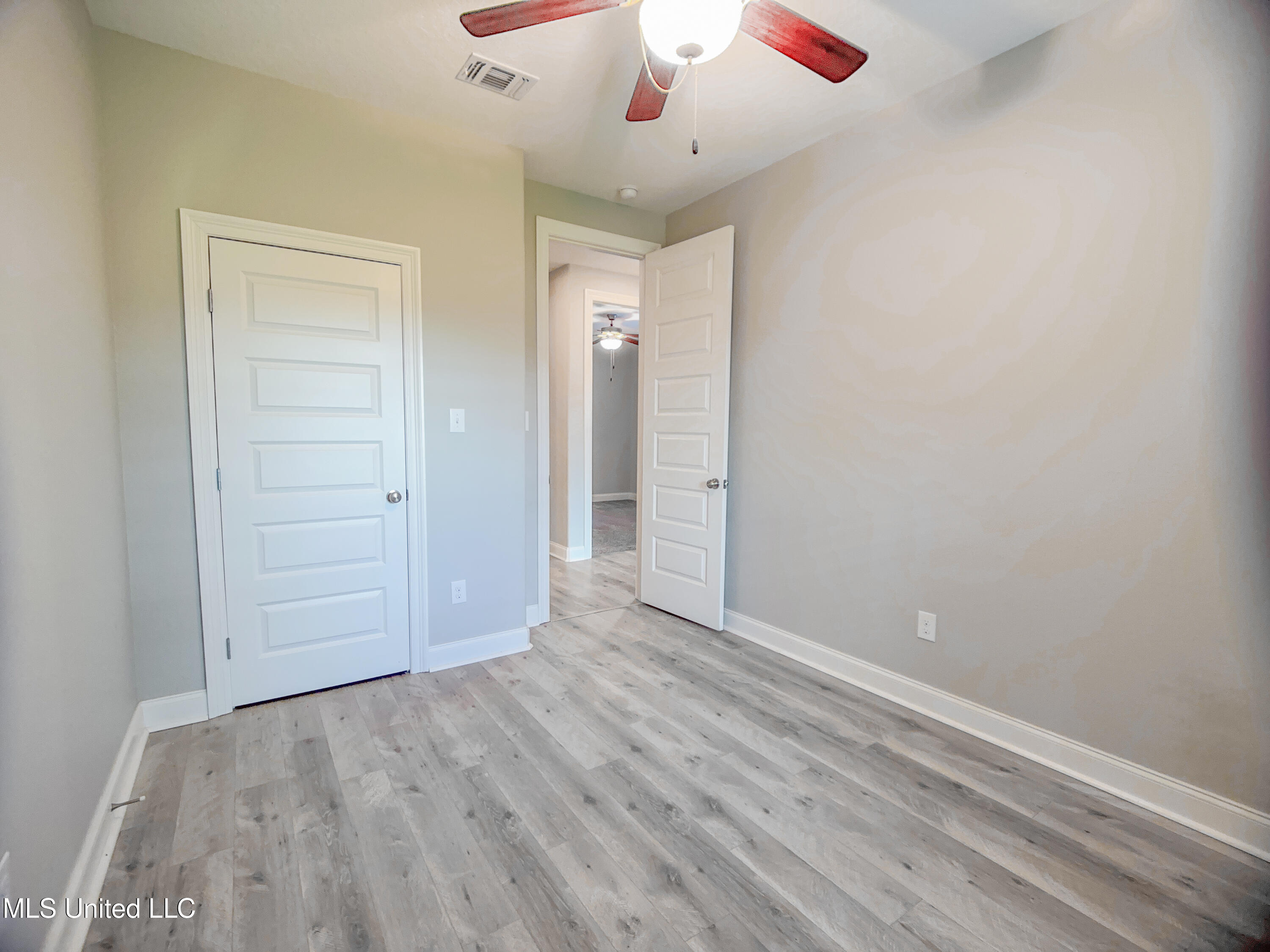 5807 Sylvester Street