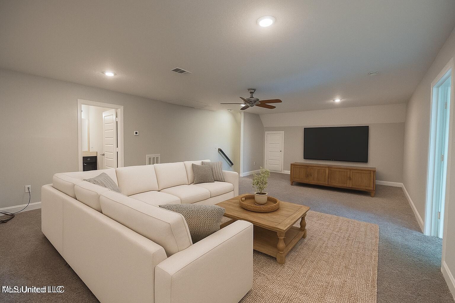 5807 Sylvester Street