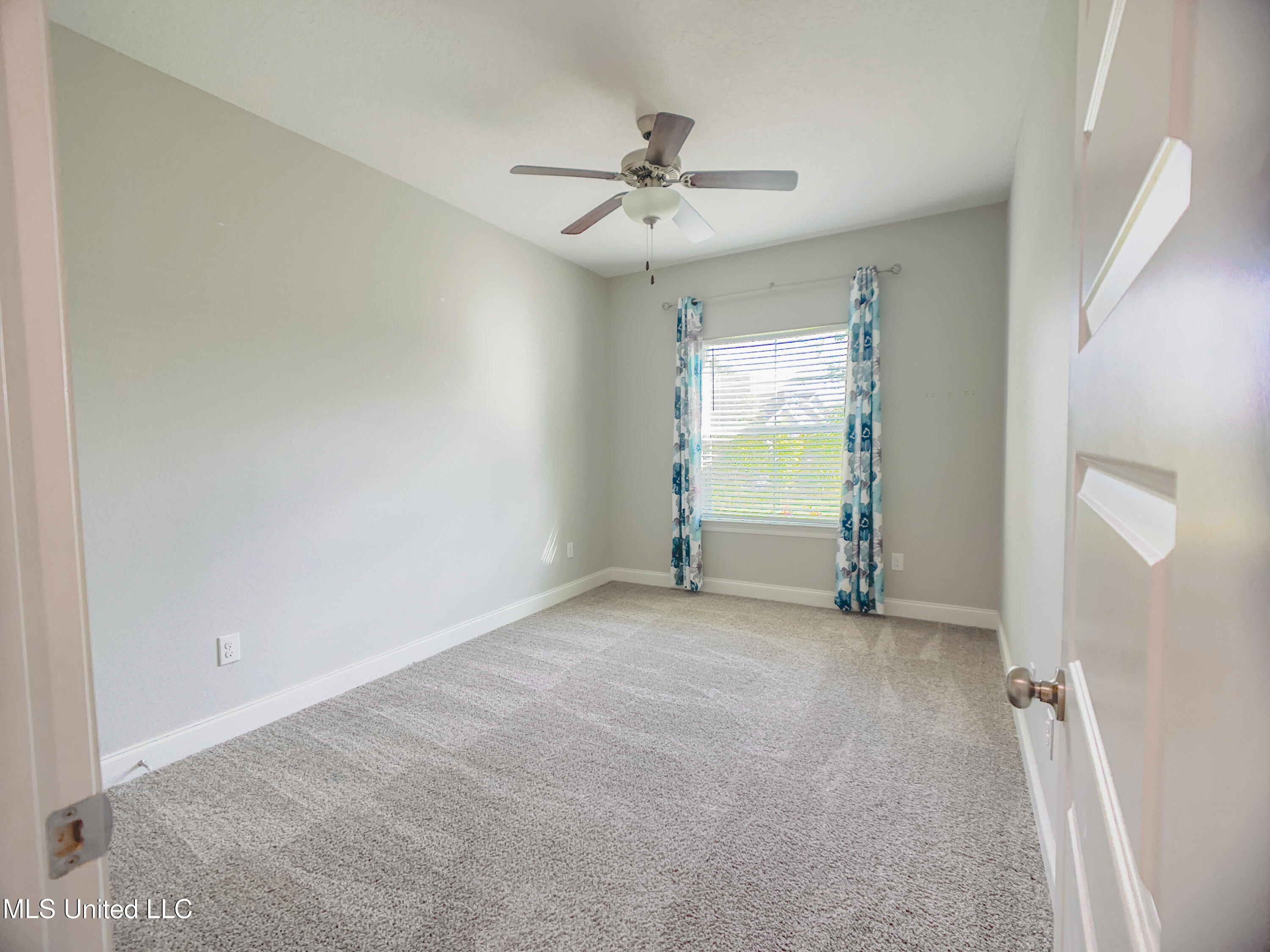 5807 Sylvester Street