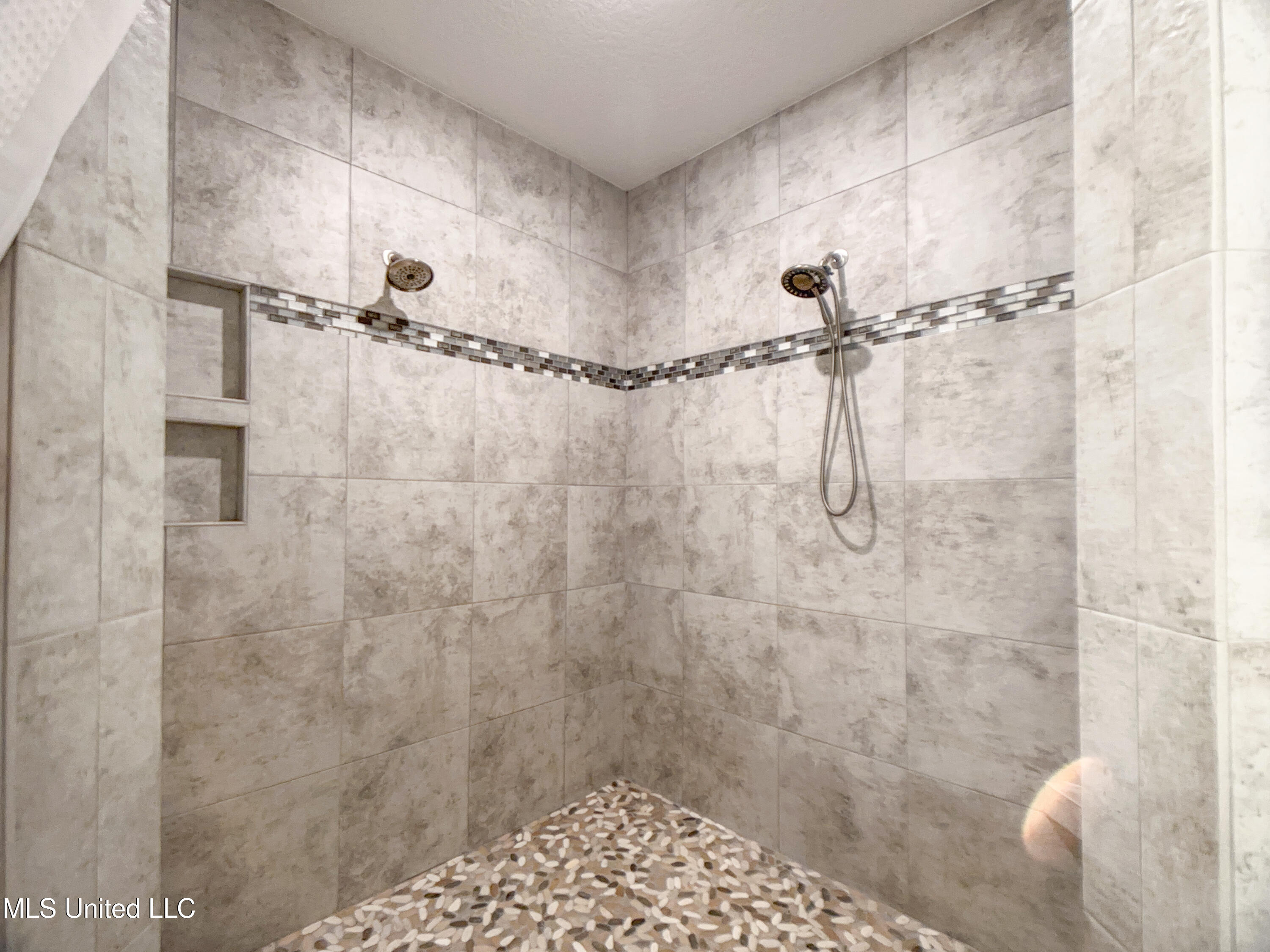 5807 Sylvester Street