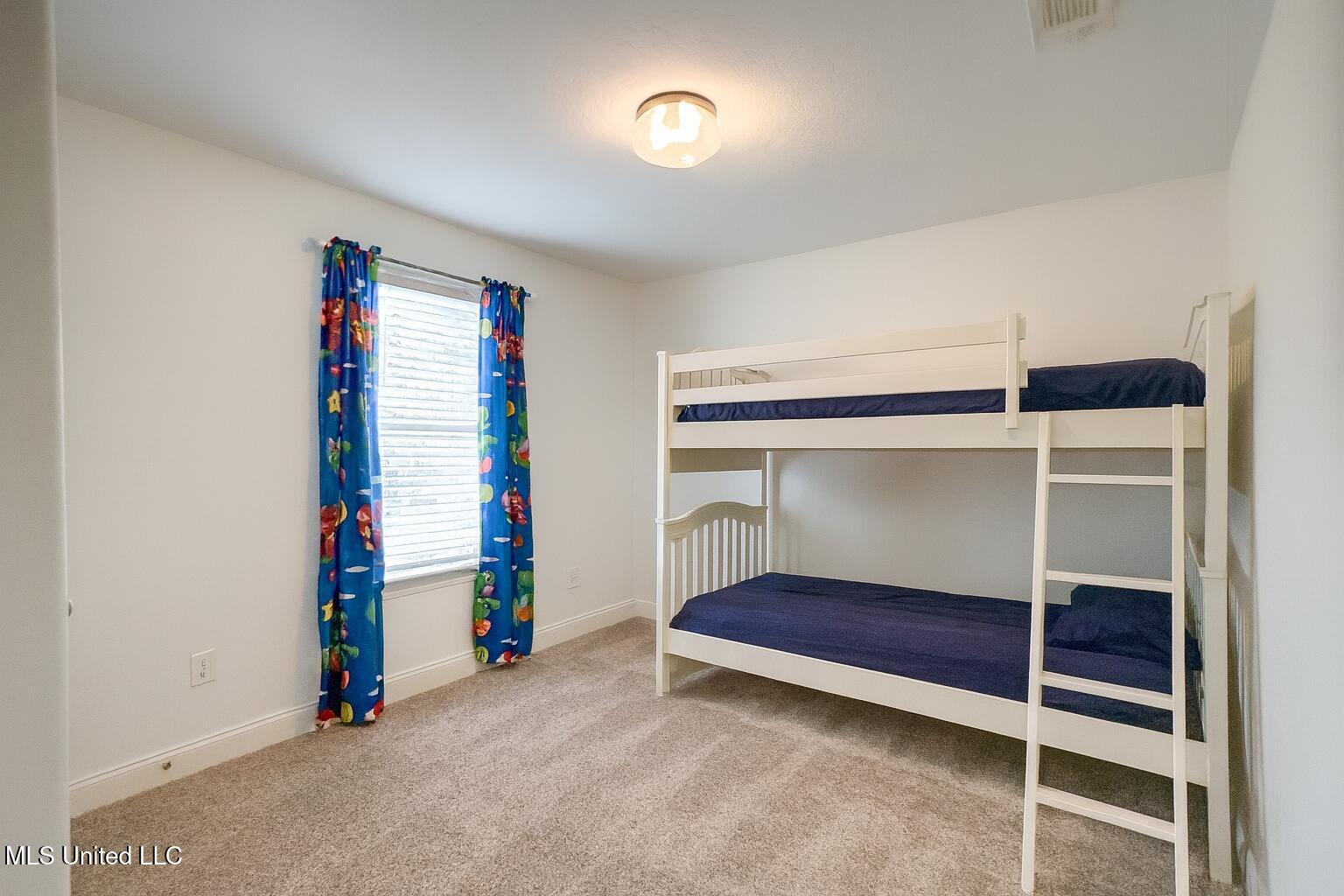 5807 Sylvester Street