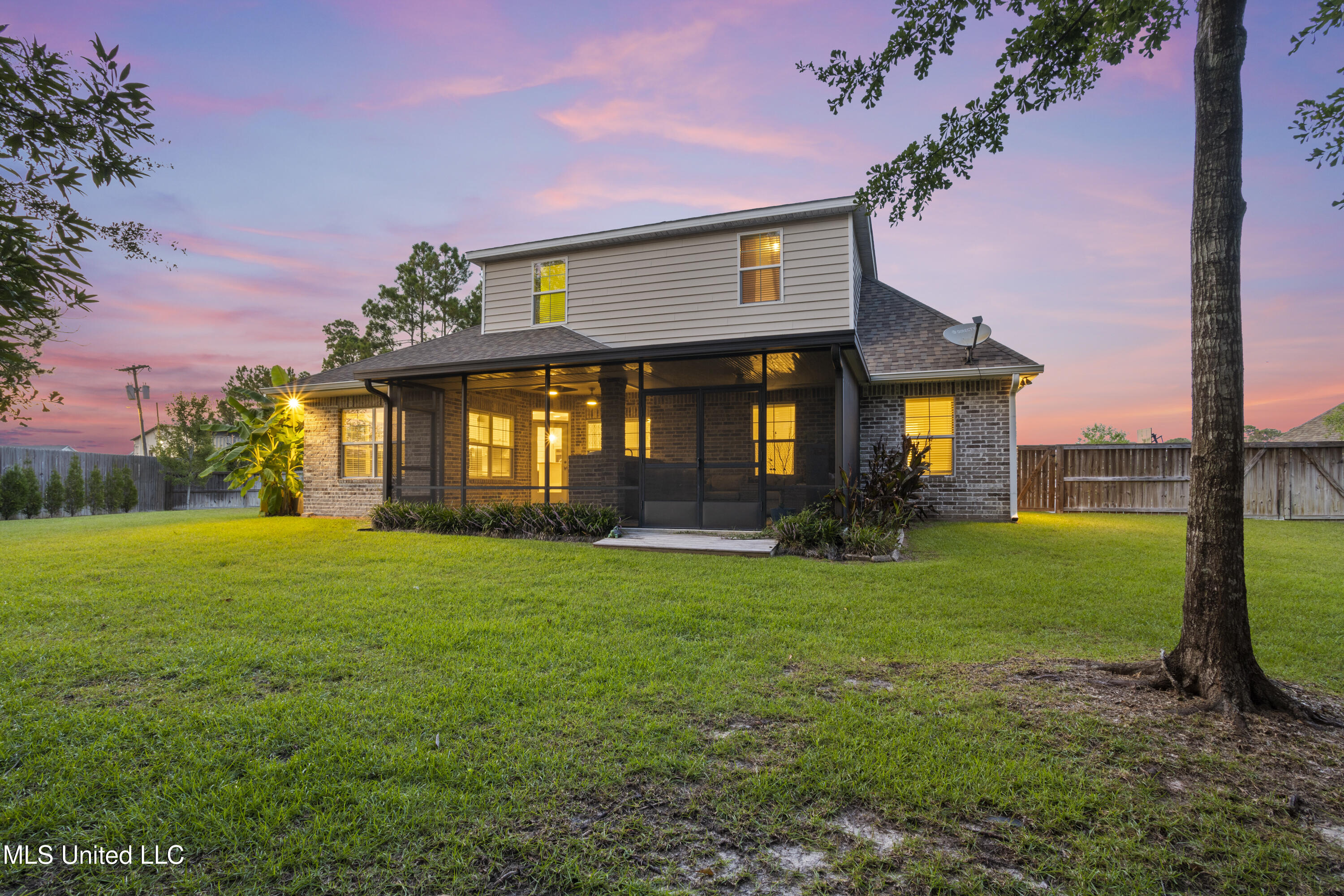 5807 Sylvester Street