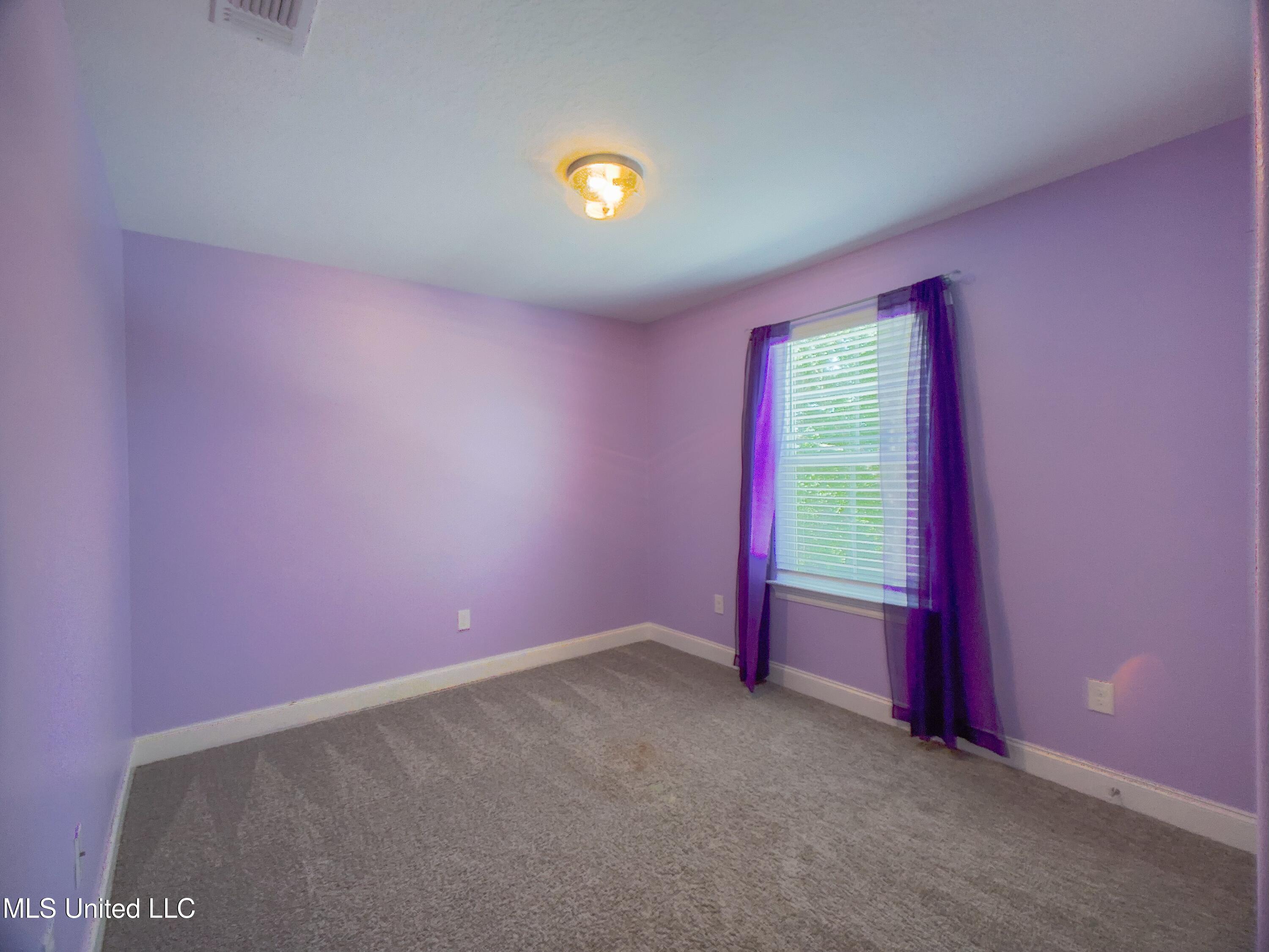 5807 Sylvester Street