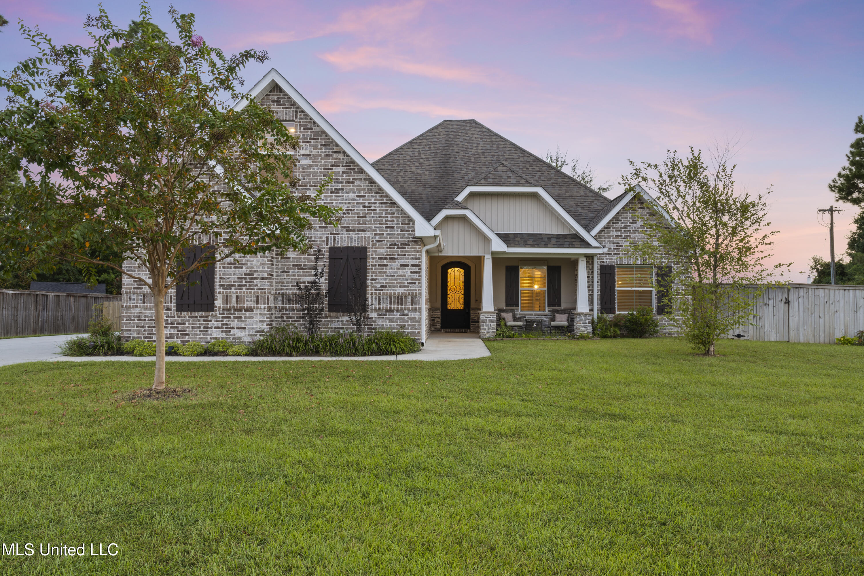 5807 Sylvester Street